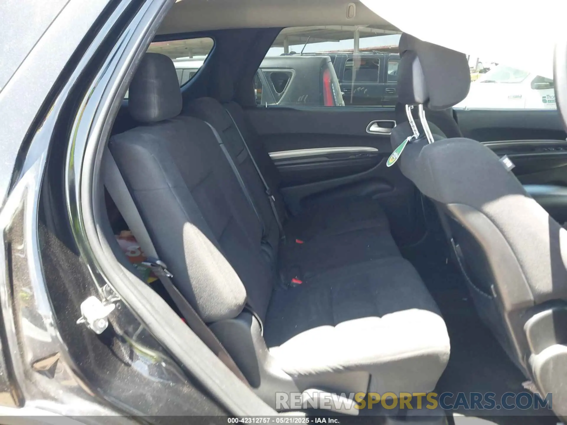 8 Photograph of a damaged car 1C4RDHAG8KC684576 DODGE DURANGO 2019