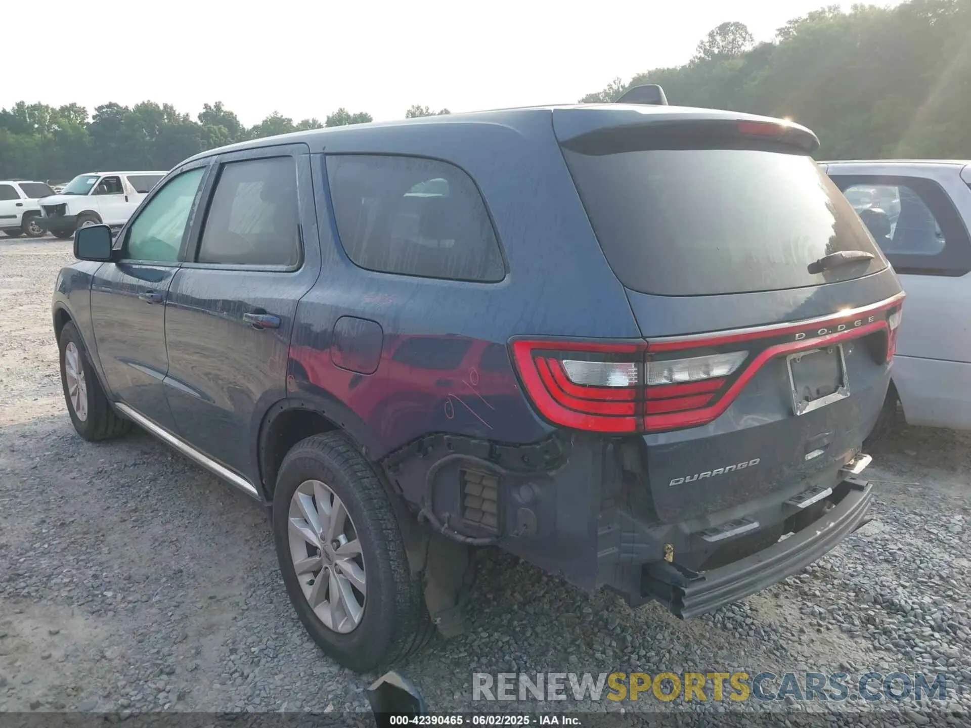 3 Photograph of a damaged car 1C4RDHAG8KC769658 DODGE DURANGO 2019