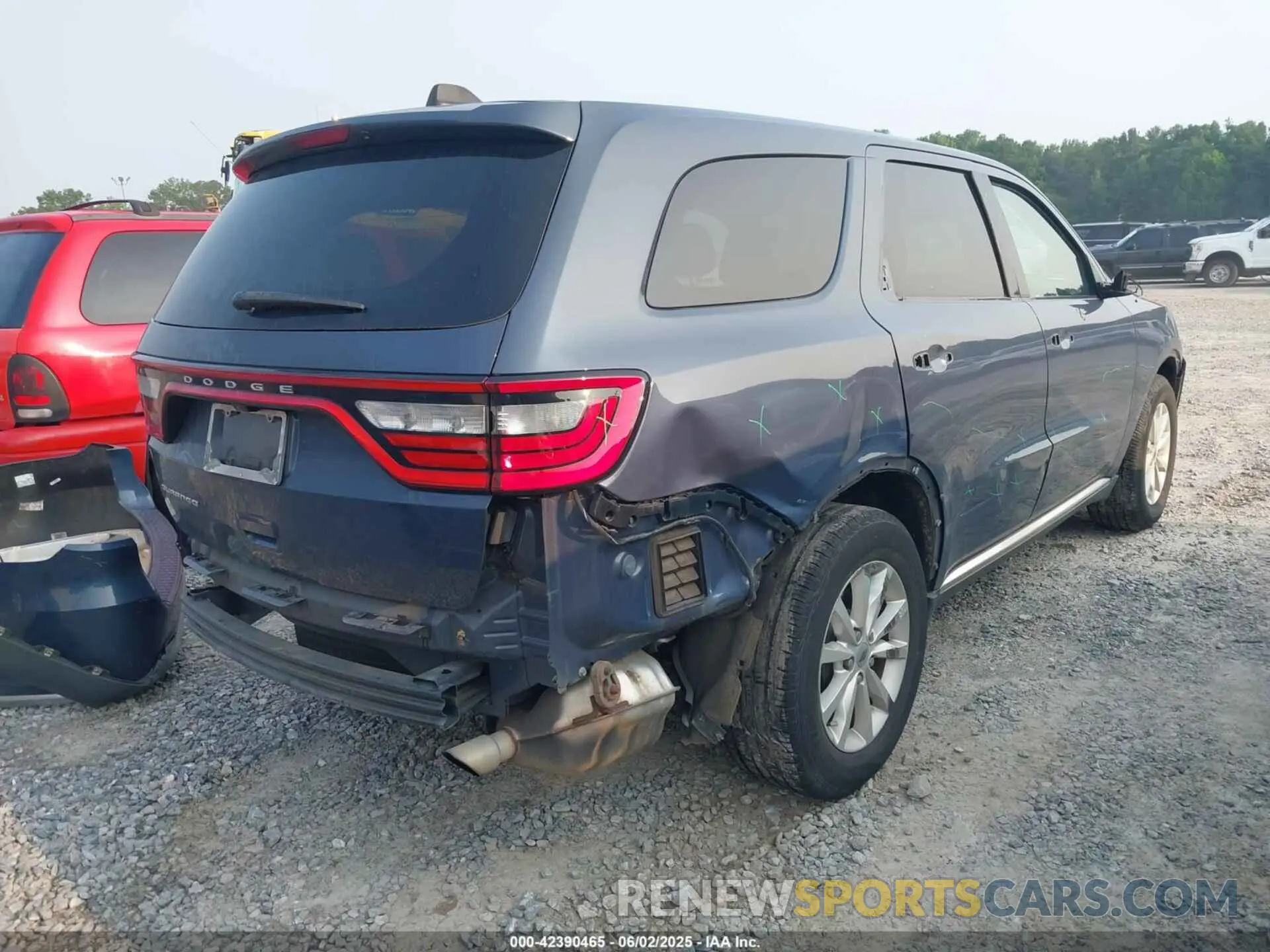 4 Photograph of a damaged car 1C4RDHAG8KC769658 DODGE DURANGO 2019