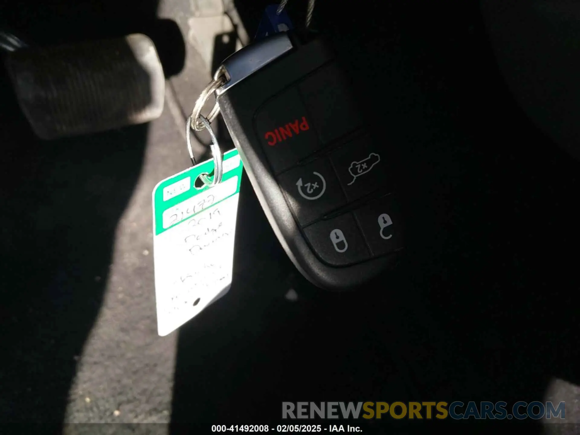 11 Photograph of a damaged car 1C4RDHDG1KC690912 DODGE DURANGO 2019