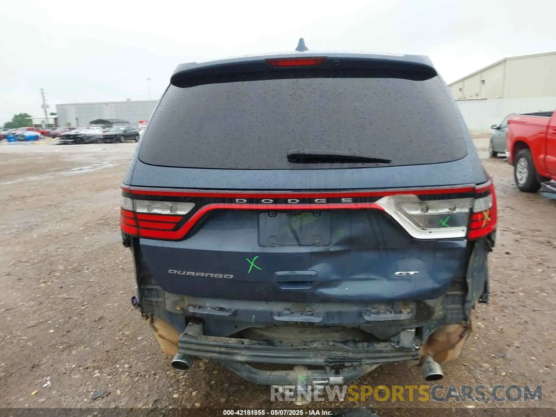 17 Photograph of a damaged car 1C4RDHDG2KC779596 DODGE DURANGO 2019