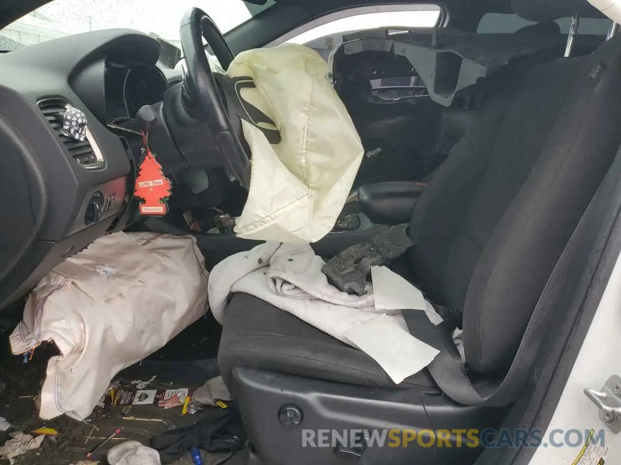 7 Photograph of a damaged car 1C4RDHDG4KC827230 DODGE DURANGO 2019