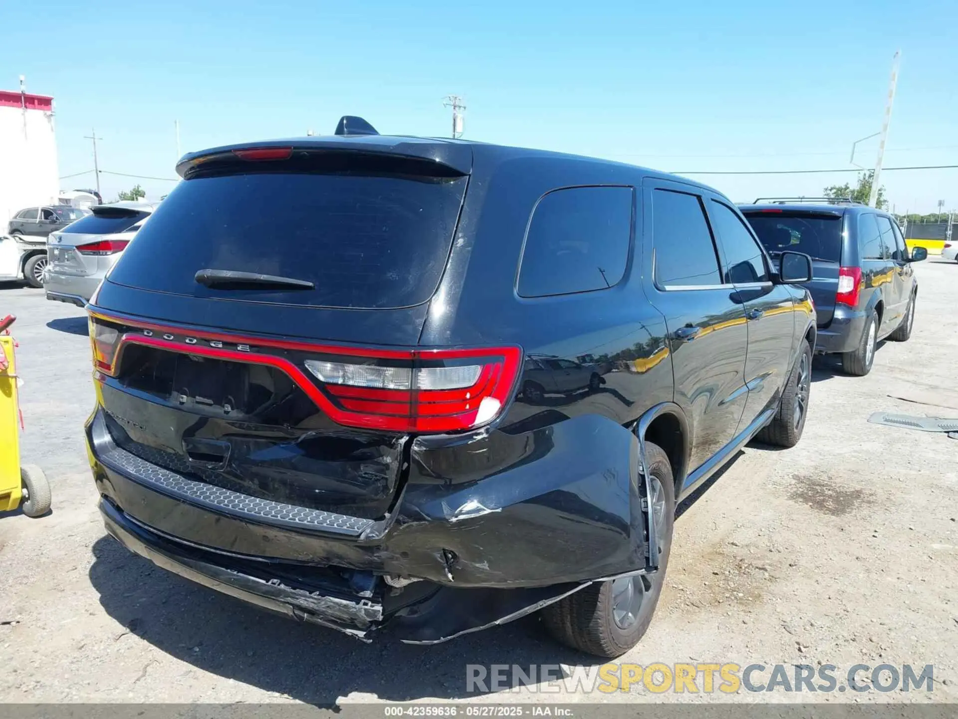 4 Photograph of a damaged car 1C4RDHDG6KC534865 DODGE DURANGO 2019