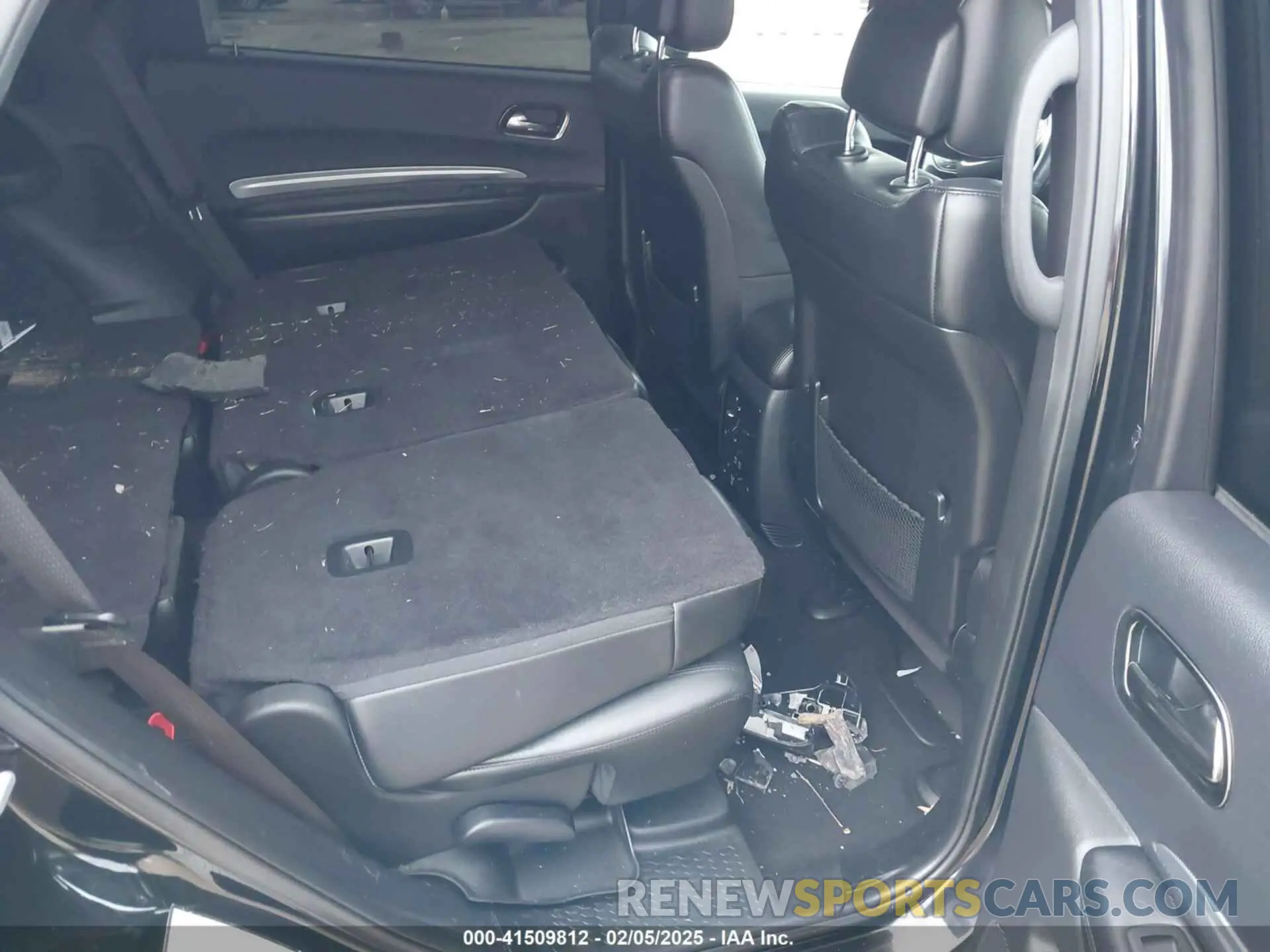 8 Photograph of a damaged car 1C4RDHDG6KC721278 DODGE DURANGO 2019