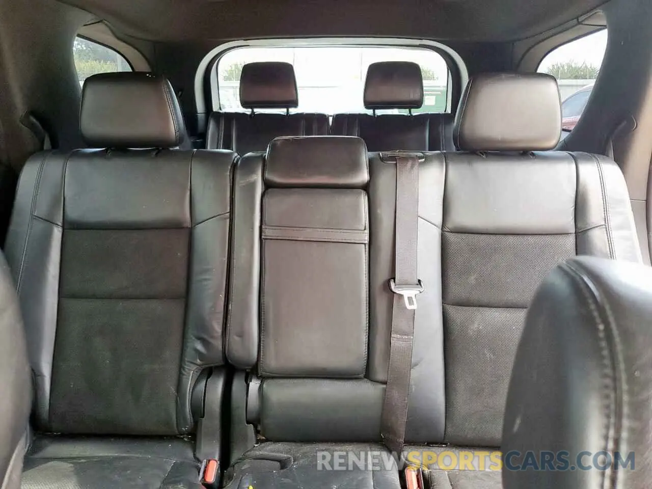 10 Photograph of a damaged car 1C4RDHDG8KC650407 DODGE DURANGO 2019