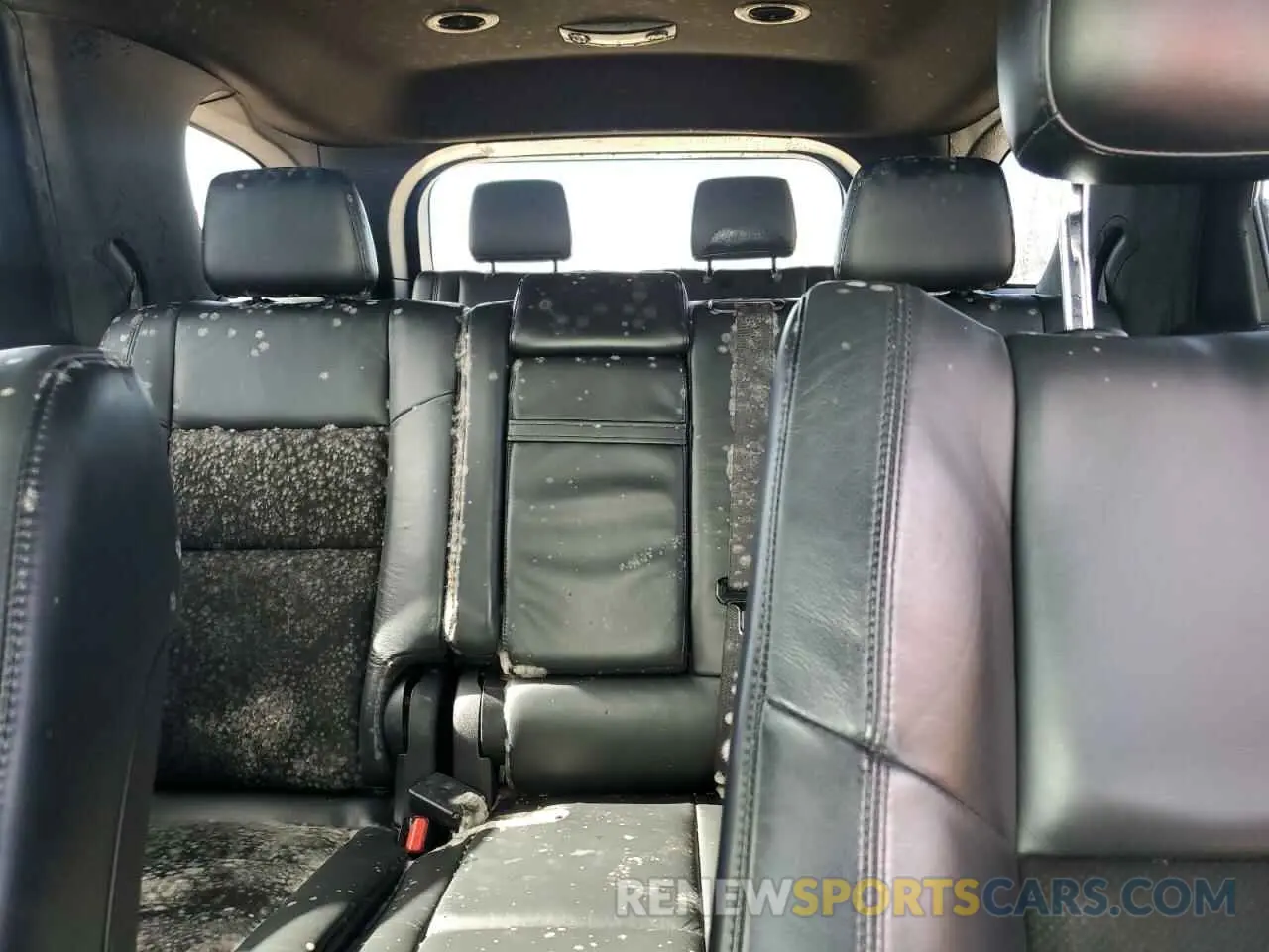 10 Photograph of a damaged car 1C4RDHDG8KC650701 DODGE DURANGO 2019