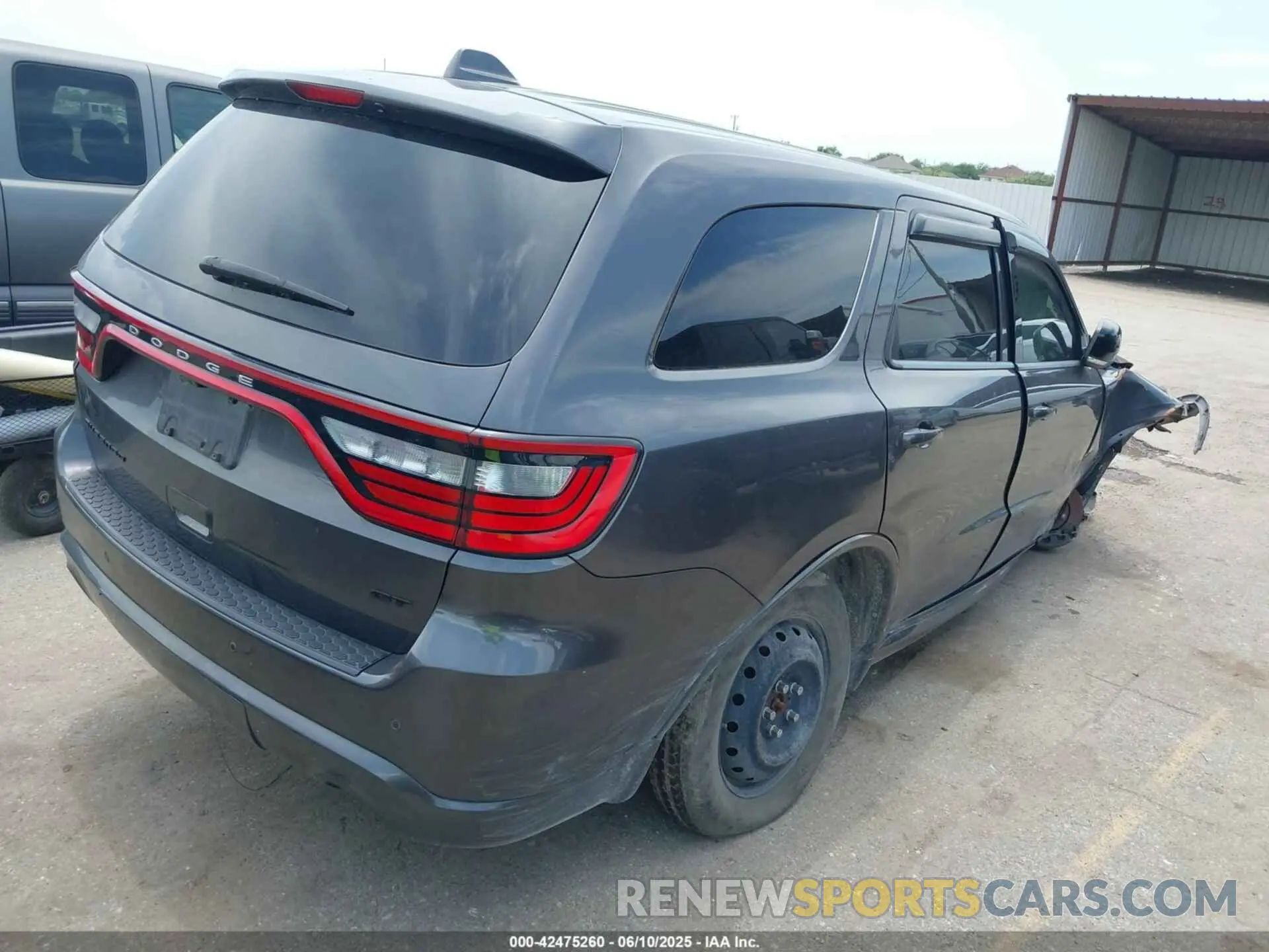 4 Photograph of a damaged car 1C4RDHDG8KC827053 DODGE DURANGO 2019