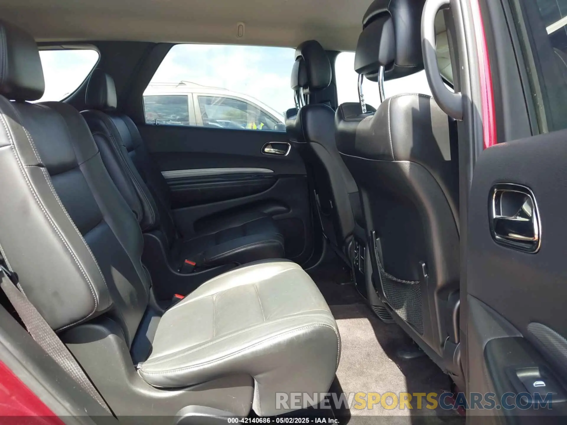8 Photograph of a damaged car 1C4RDHDGXKC582353 DODGE DURANGO 2019