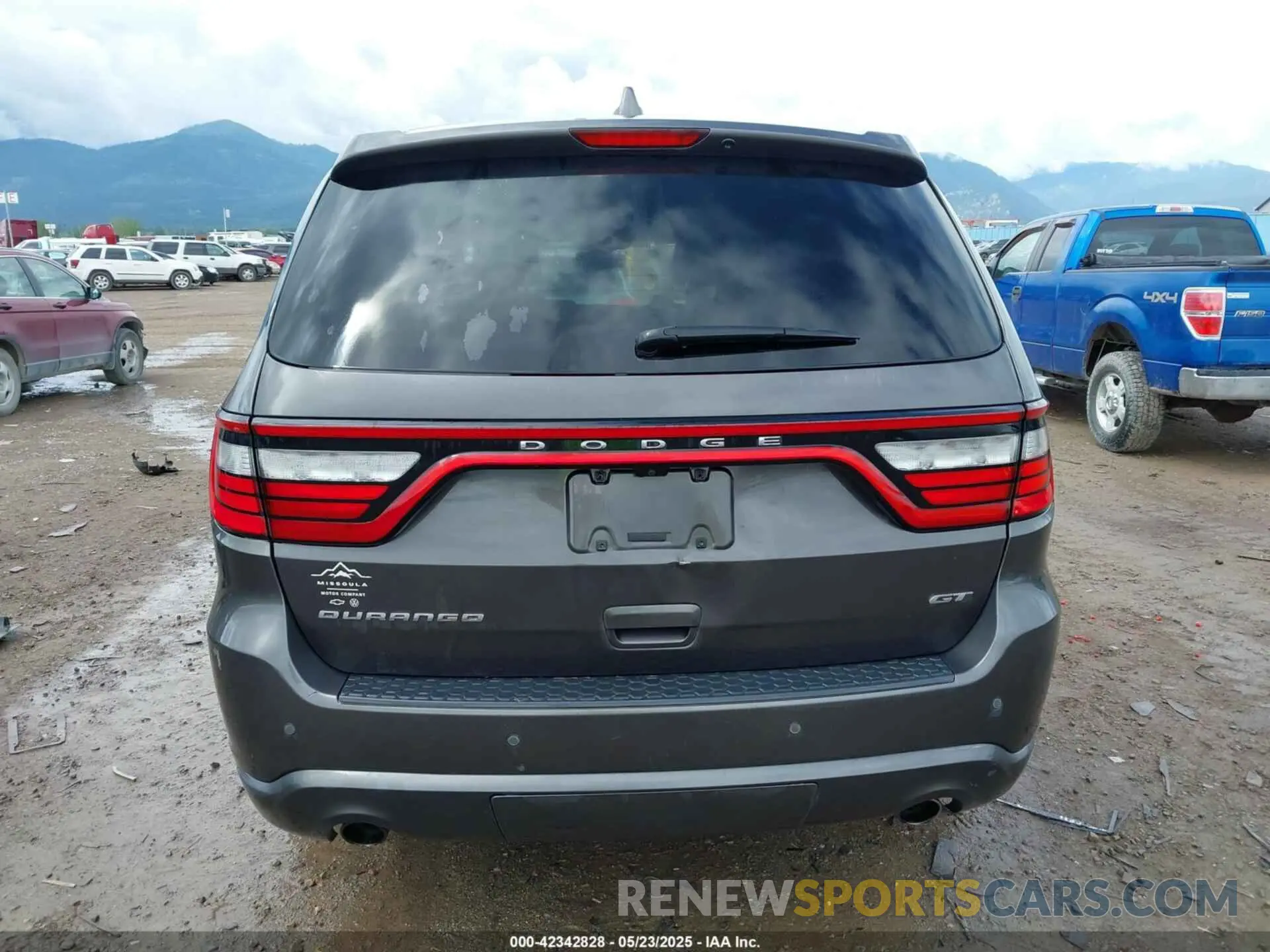 16 Photograph of a damaged car 1C4RDHDGXKC650845 DODGE DURANGO 2019