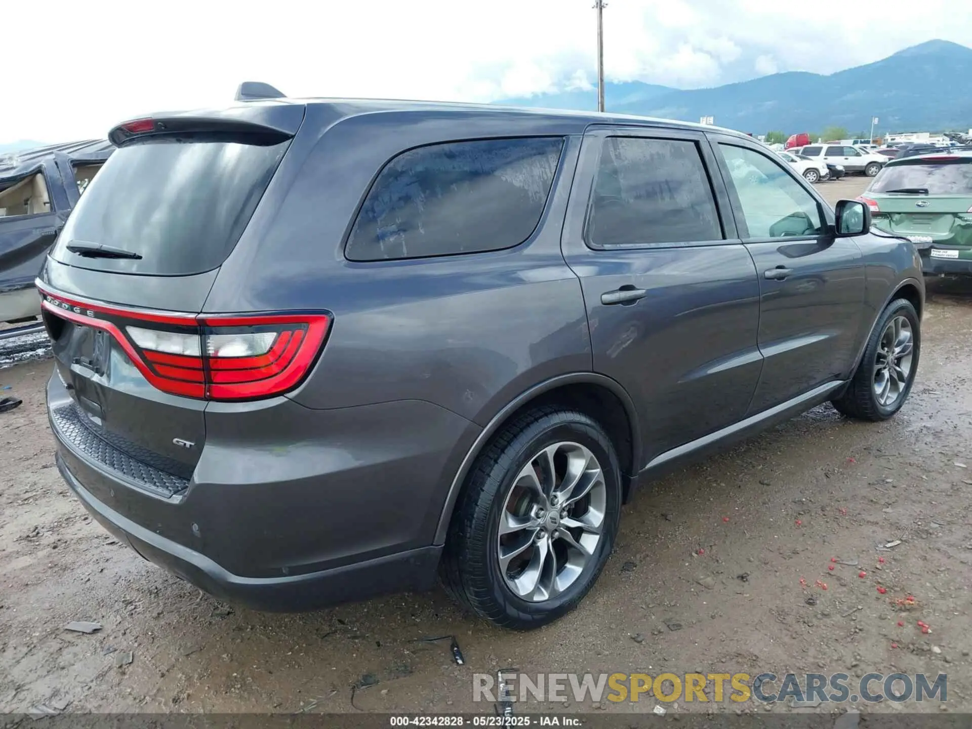 4 Photograph of a damaged car 1C4RDHDGXKC650845 DODGE DURANGO 2019