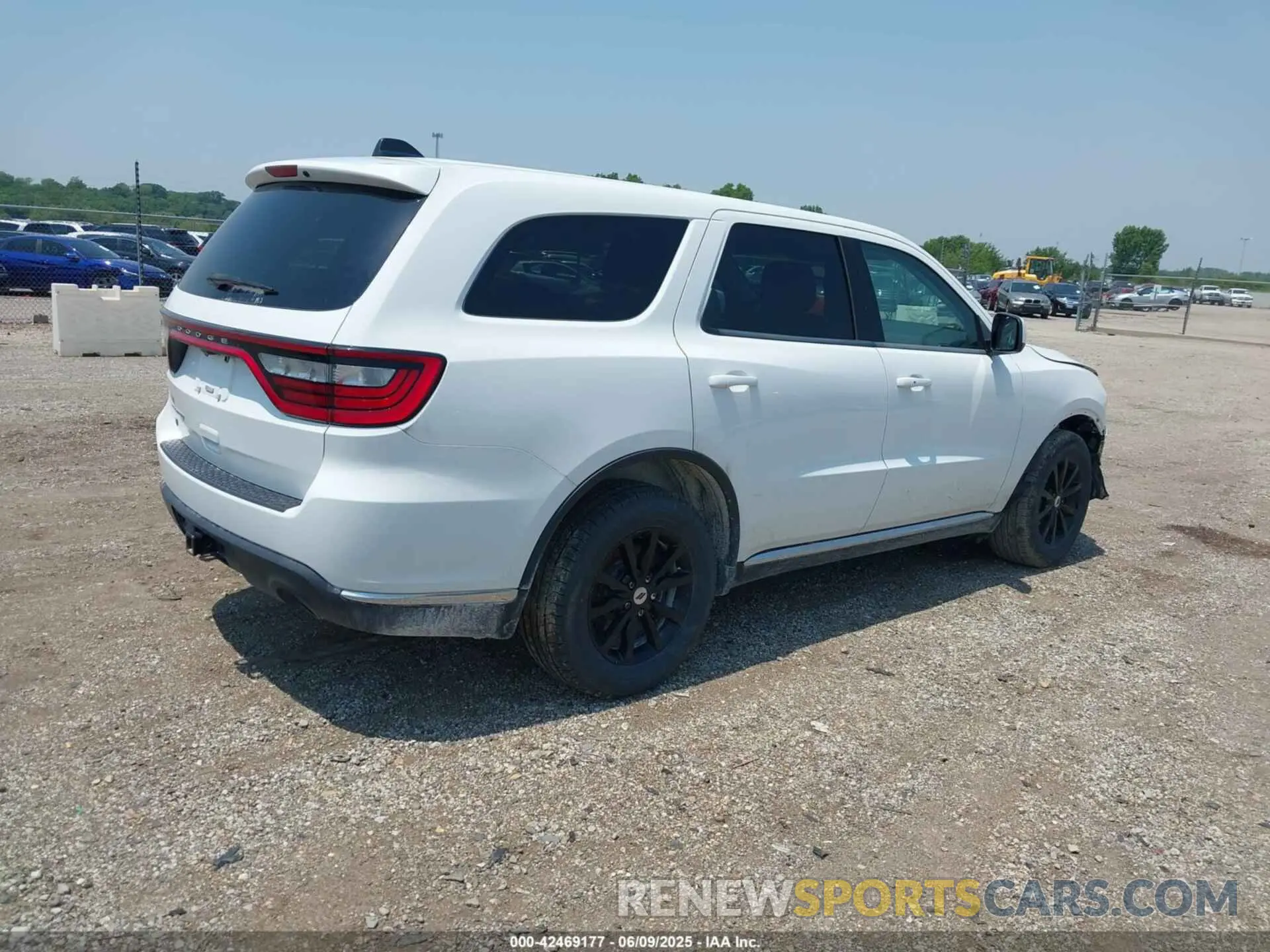 4 Photograph of a damaged car 1C4RDJAG1KC586559 DODGE DURANGO 2019