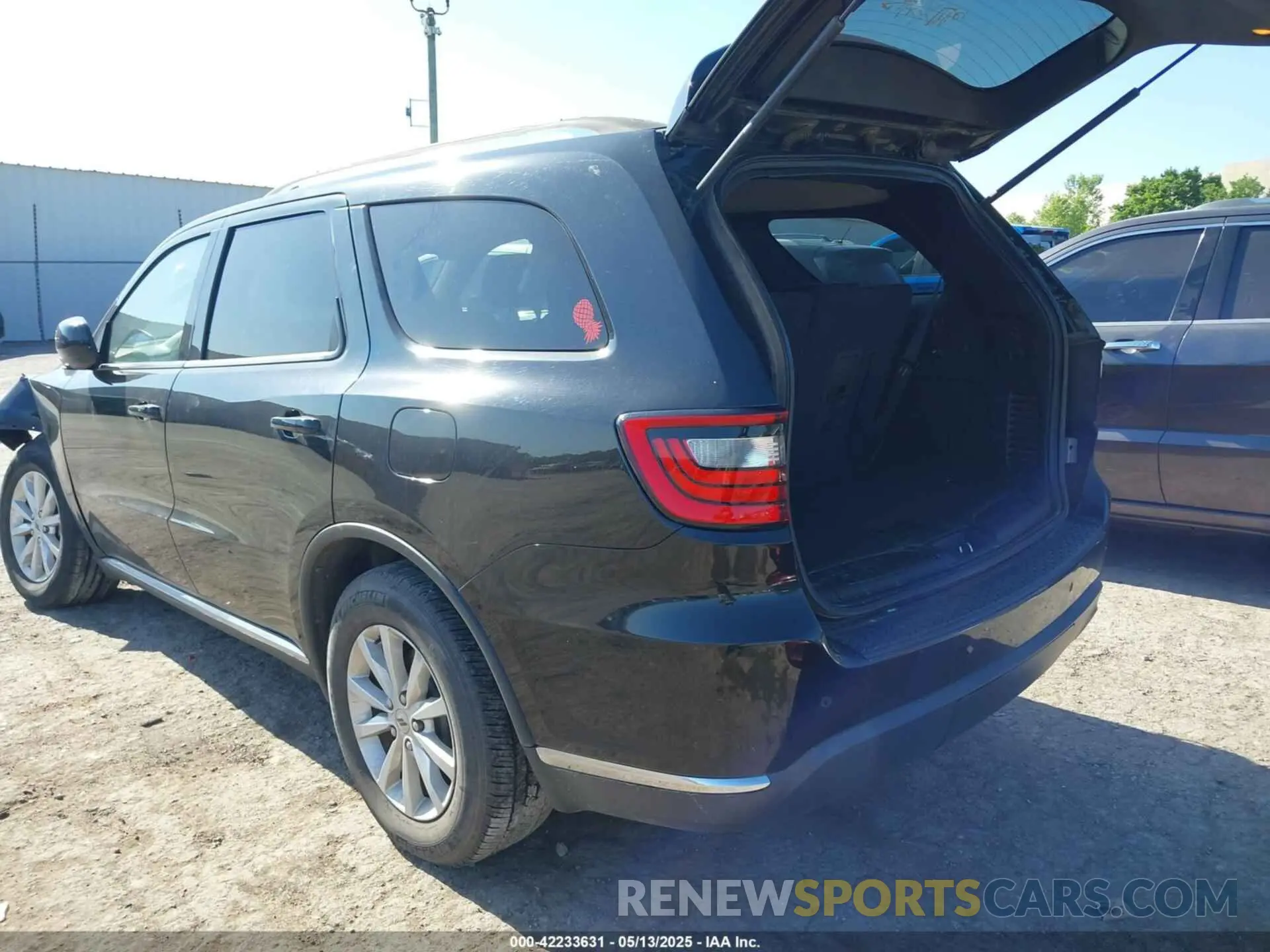 3 Photograph of a damaged car 1C4RDJAG7KC585514 DODGE DURANGO 2019