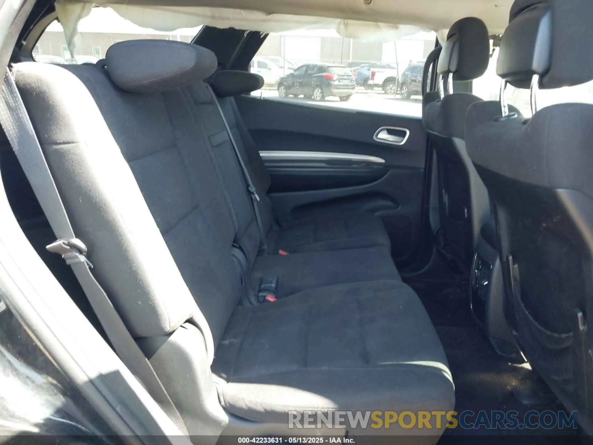 8 Photograph of a damaged car 1C4RDJAG7KC585514 DODGE DURANGO 2019
