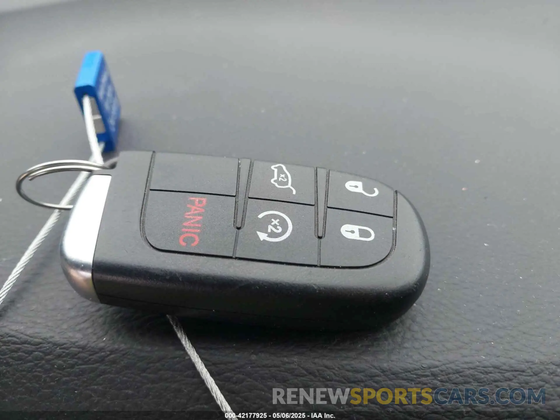 11 Photograph of a damaged car 1C4RDJDG0KC799045 DODGE DURANGO 2019