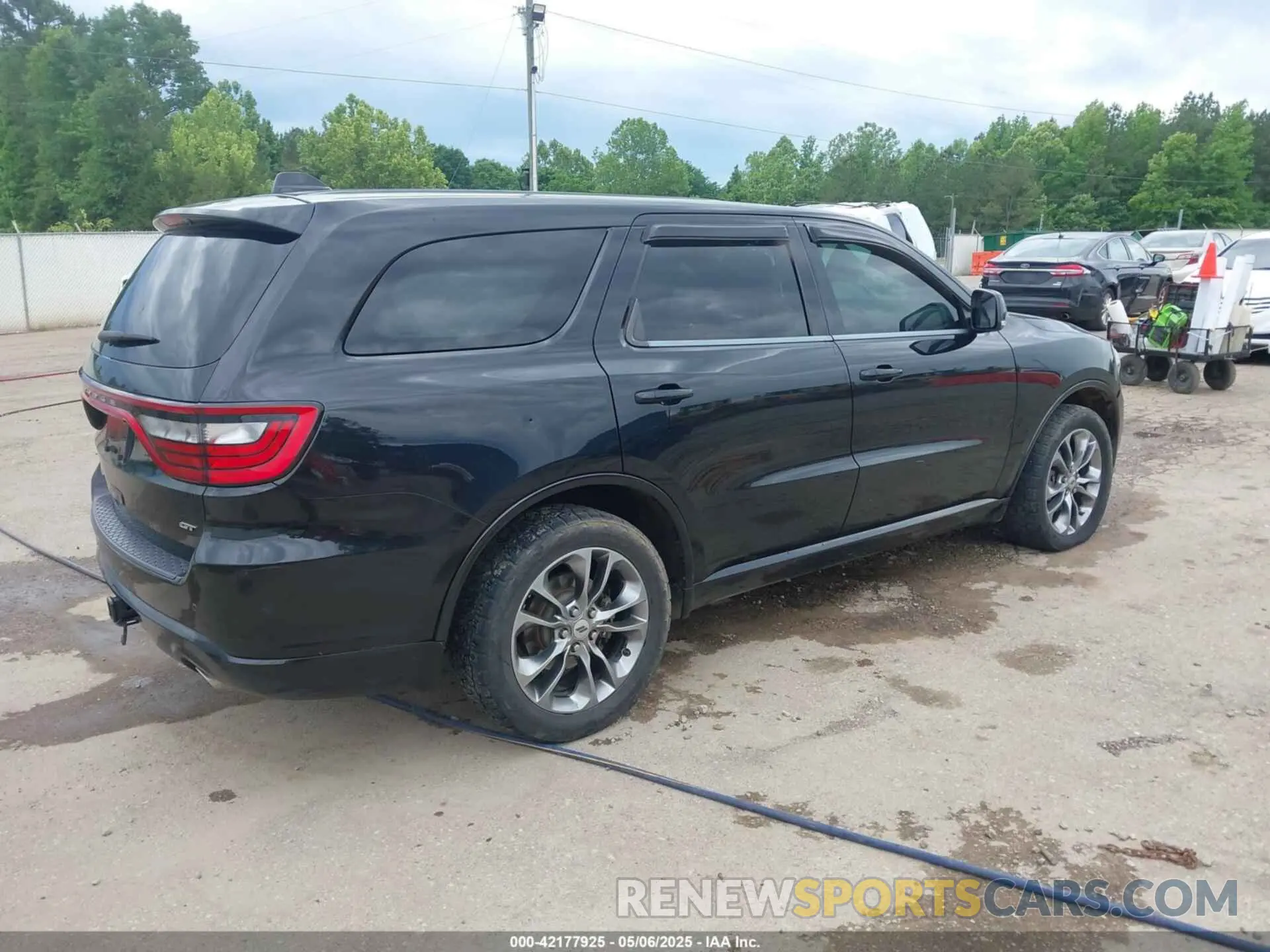4 Photograph of a damaged car 1C4RDJDG0KC799045 DODGE DURANGO 2019
