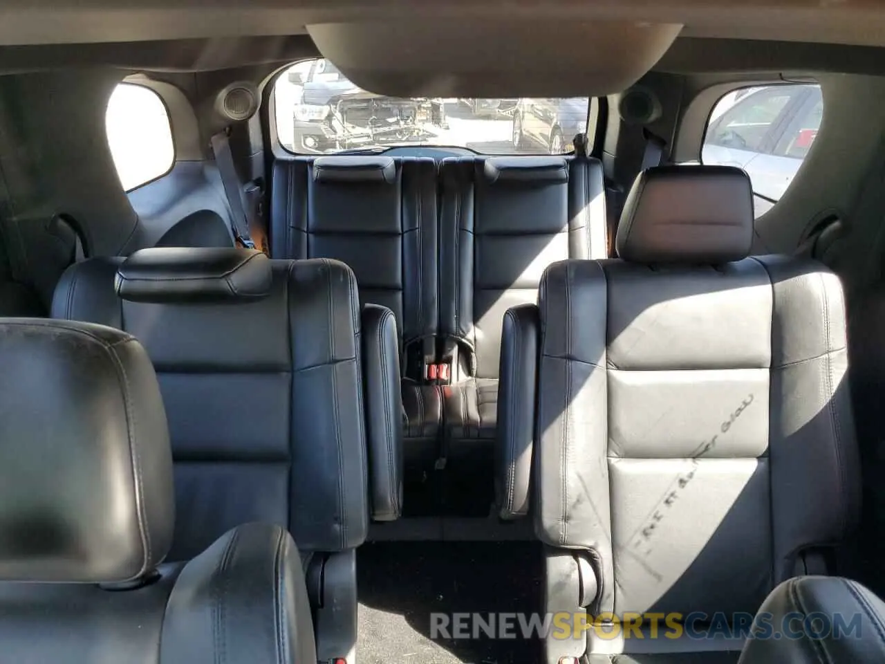 10 Photograph of a damaged car 1C4RDJDG0KC821240 DODGE DURANGO 2019