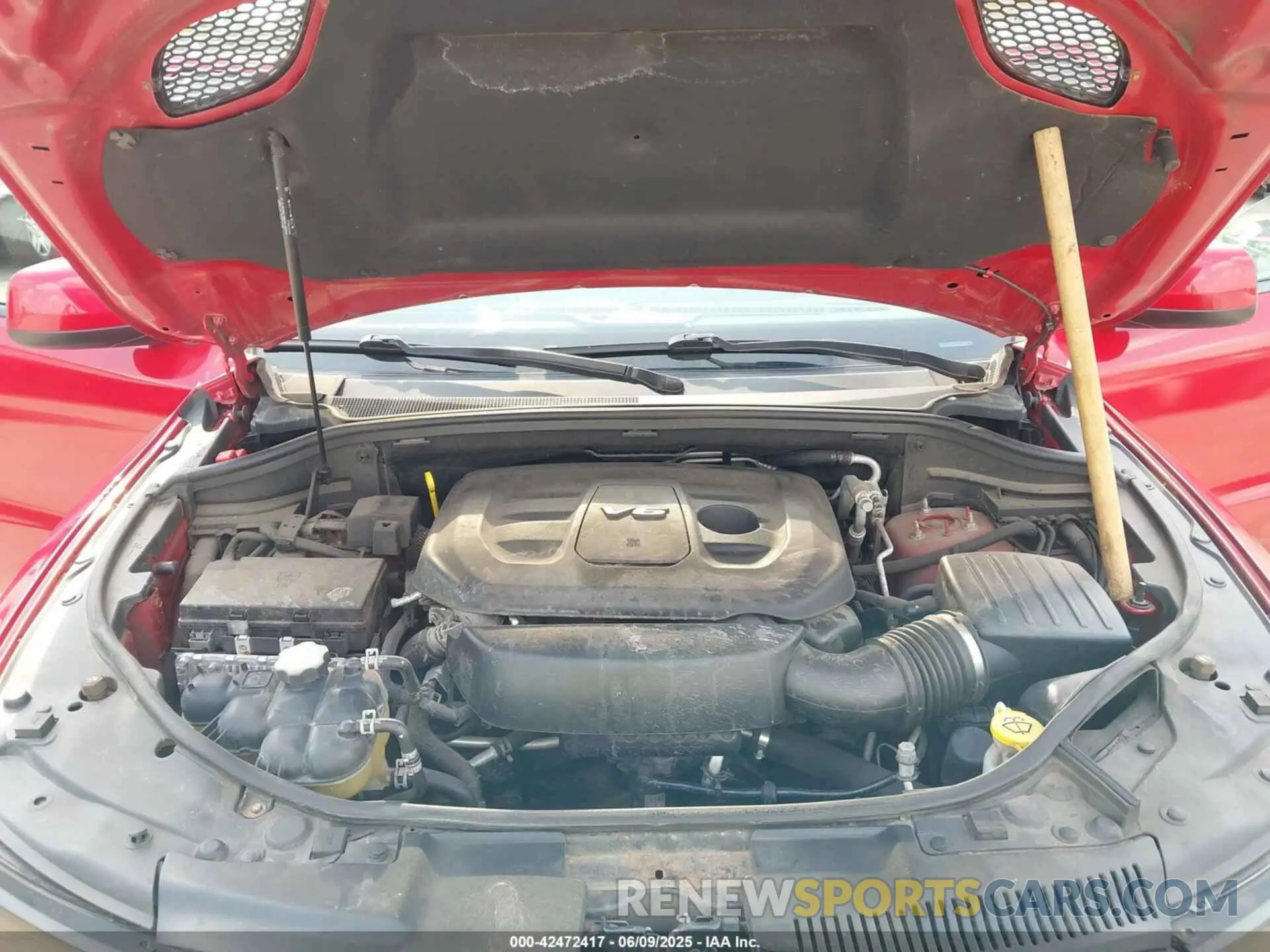 10 Photograph of a damaged car 1C4RDJDG1KC605509 DODGE DURANGO 2019