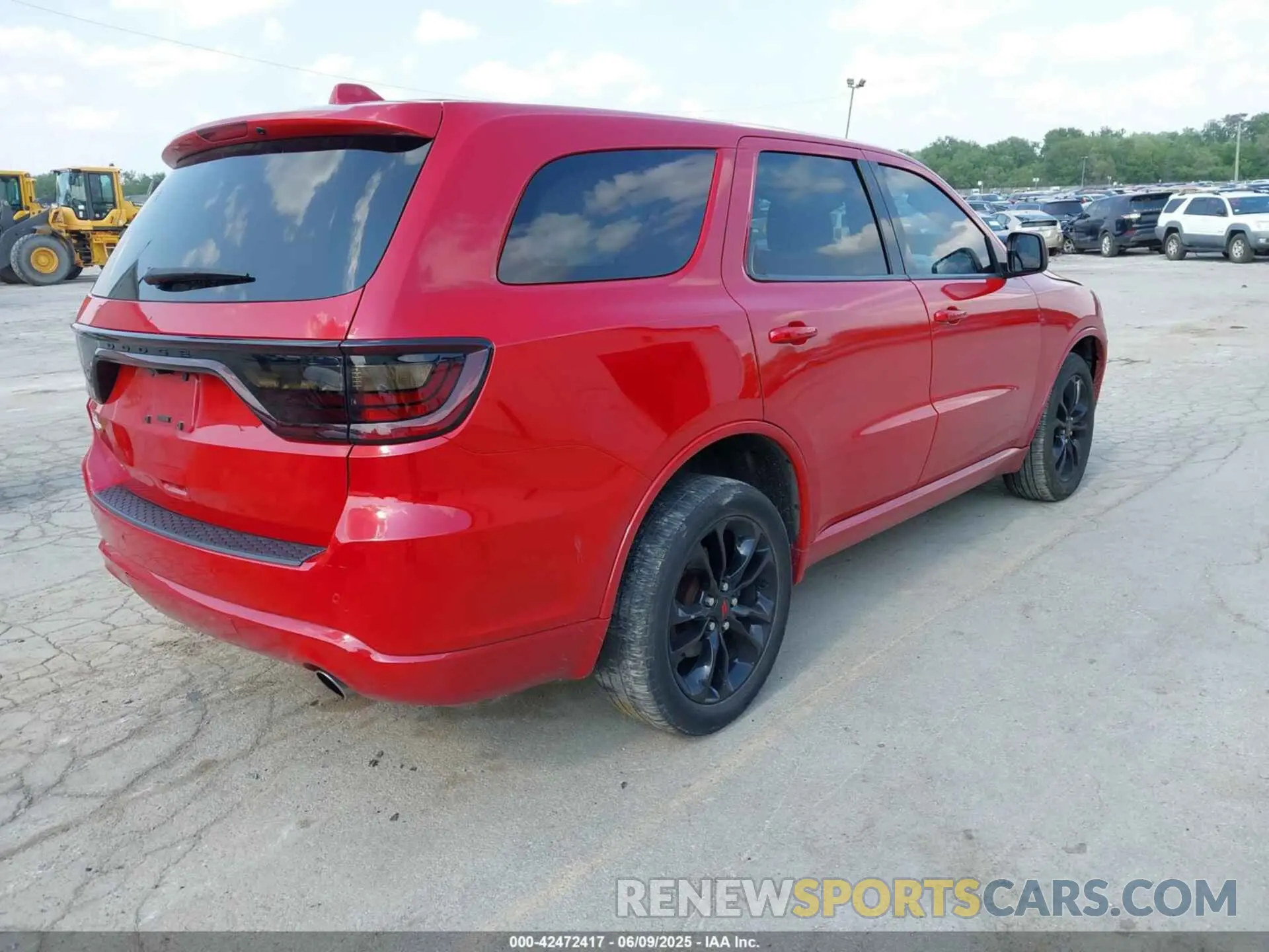 4 Photograph of a damaged car 1C4RDJDG1KC605509 DODGE DURANGO 2019
