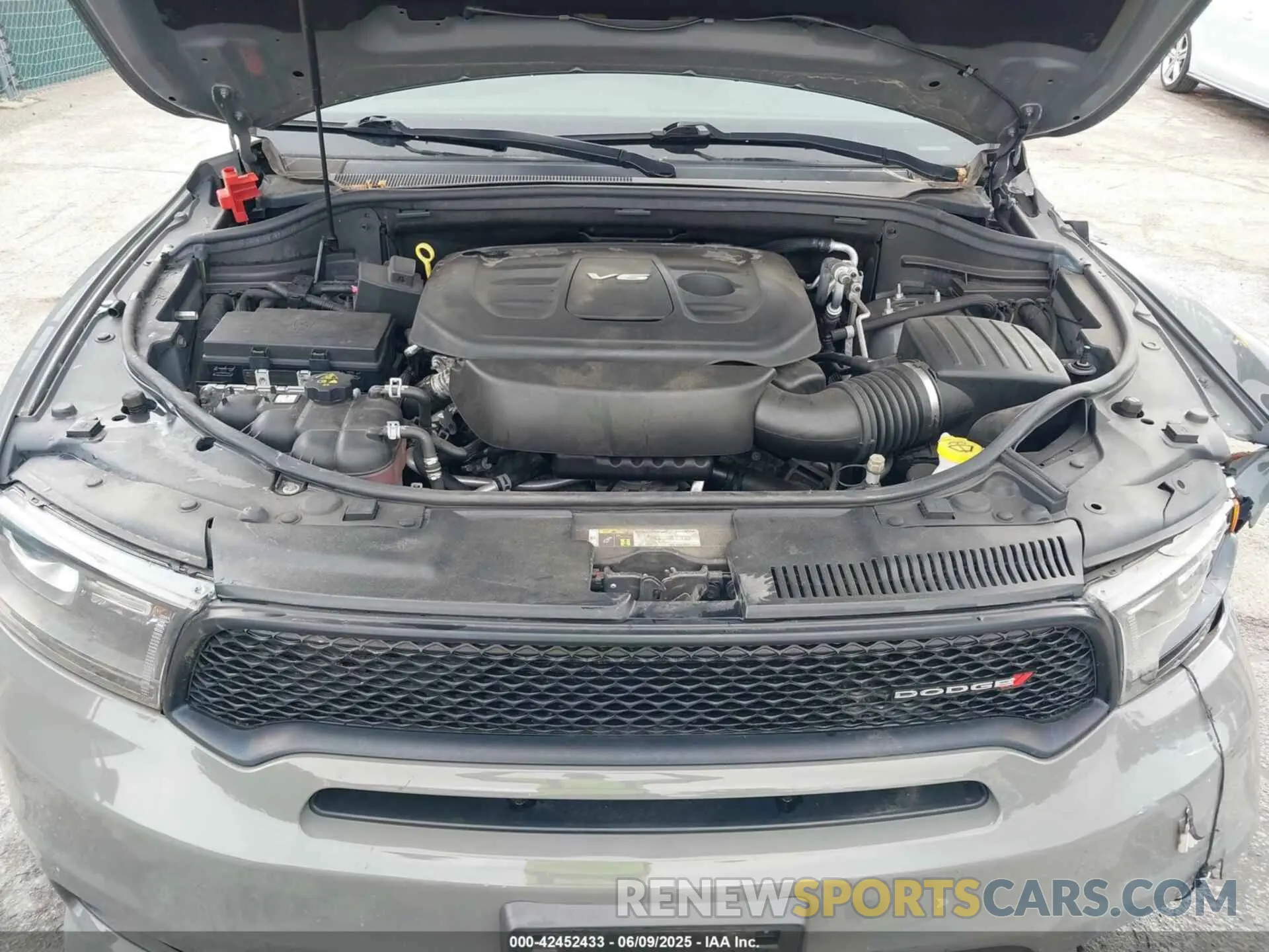 10 Photograph of a damaged car 1C4RDJDG1KC606577 DODGE DURANGO 2019