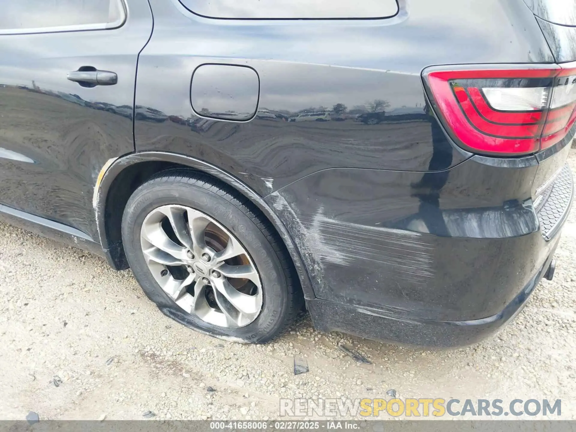 6 Photograph of a damaged car 1C4RDJDG1KC647680 DODGE DURANGO 2019