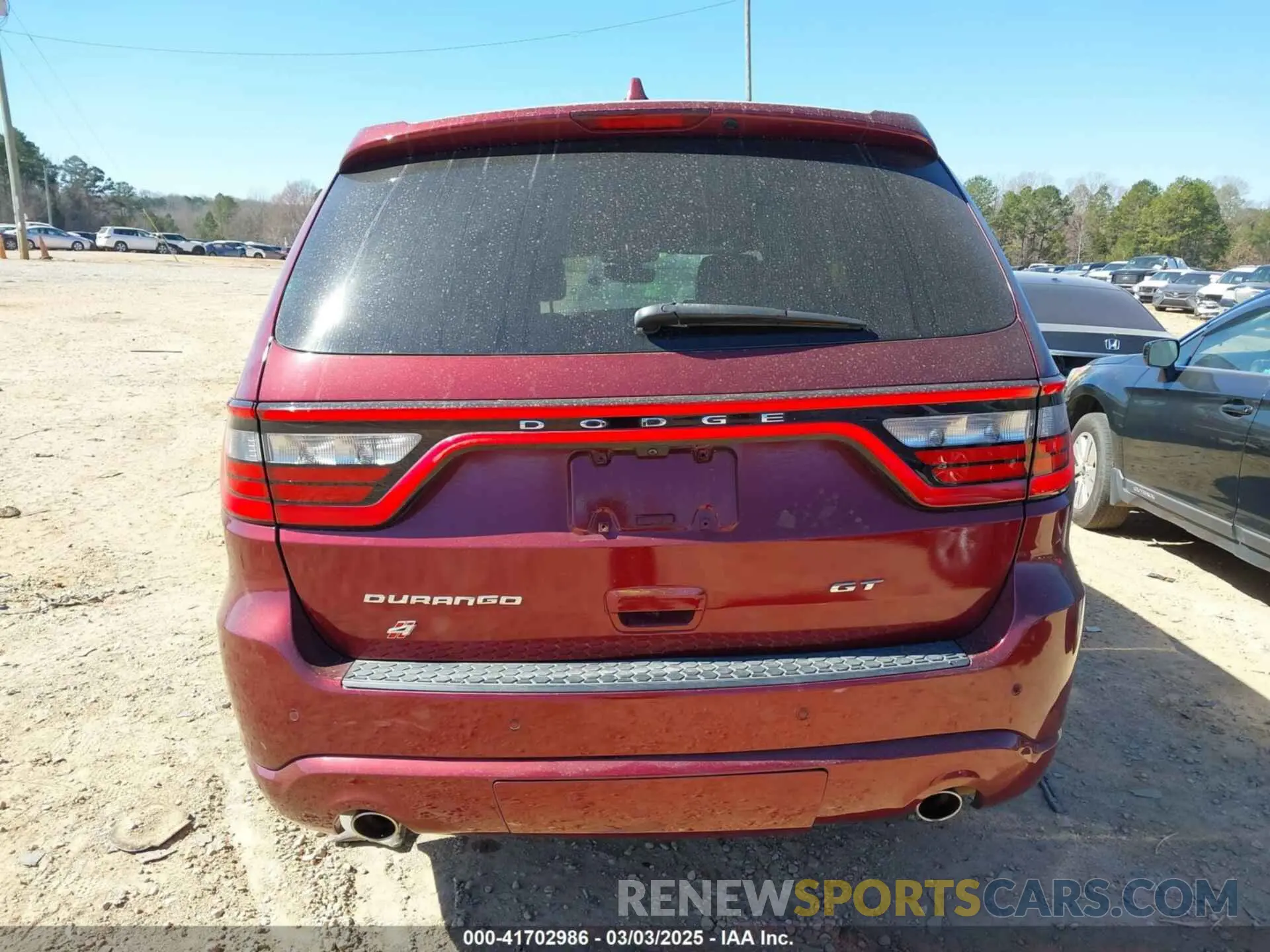 17 Photograph of a damaged car 1C4RDJDG2KC625283 DODGE DURANGO 2019