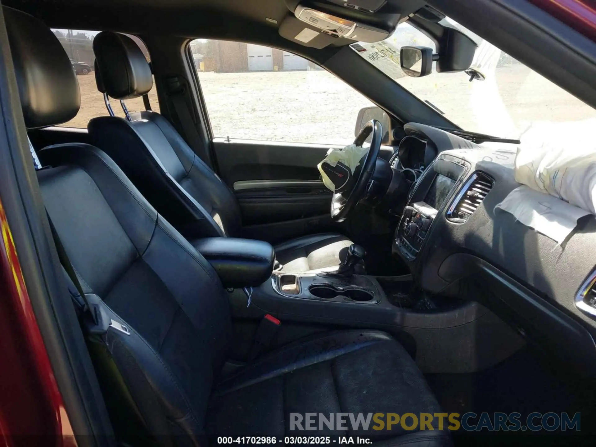 5 Photograph of a damaged car 1C4RDJDG2KC625283 DODGE DURANGO 2019
