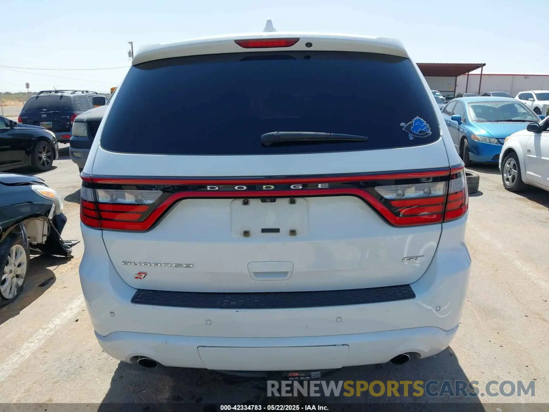 16 Photograph of a damaged car 1C4RDJDG3KC770817 DODGE DURANGO 2019