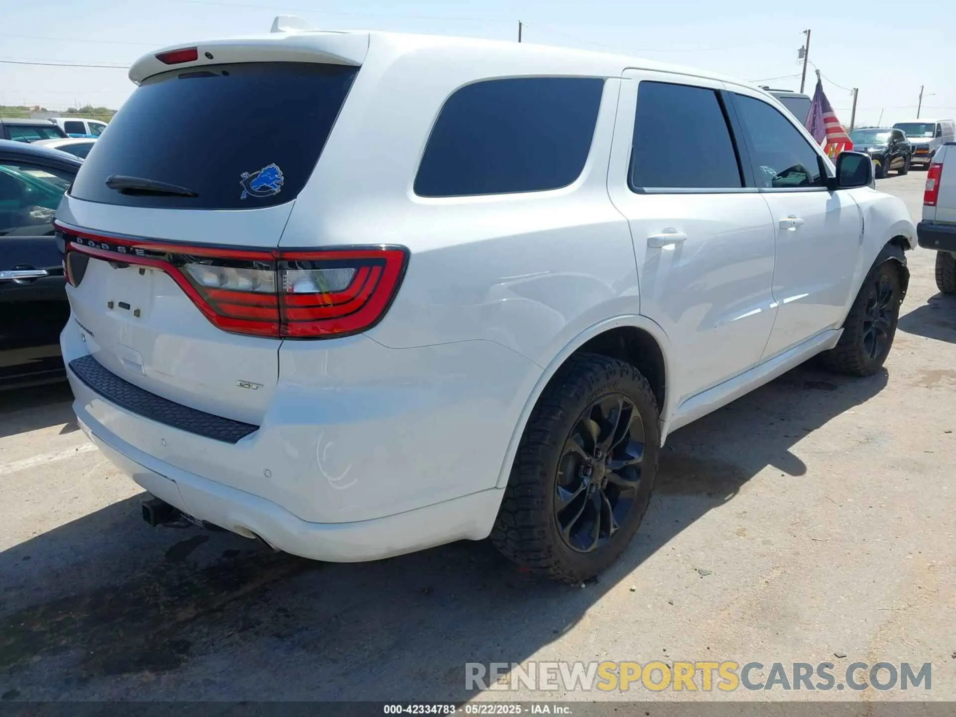 4 Photograph of a damaged car 1C4RDJDG3KC770817 DODGE DURANGO 2019