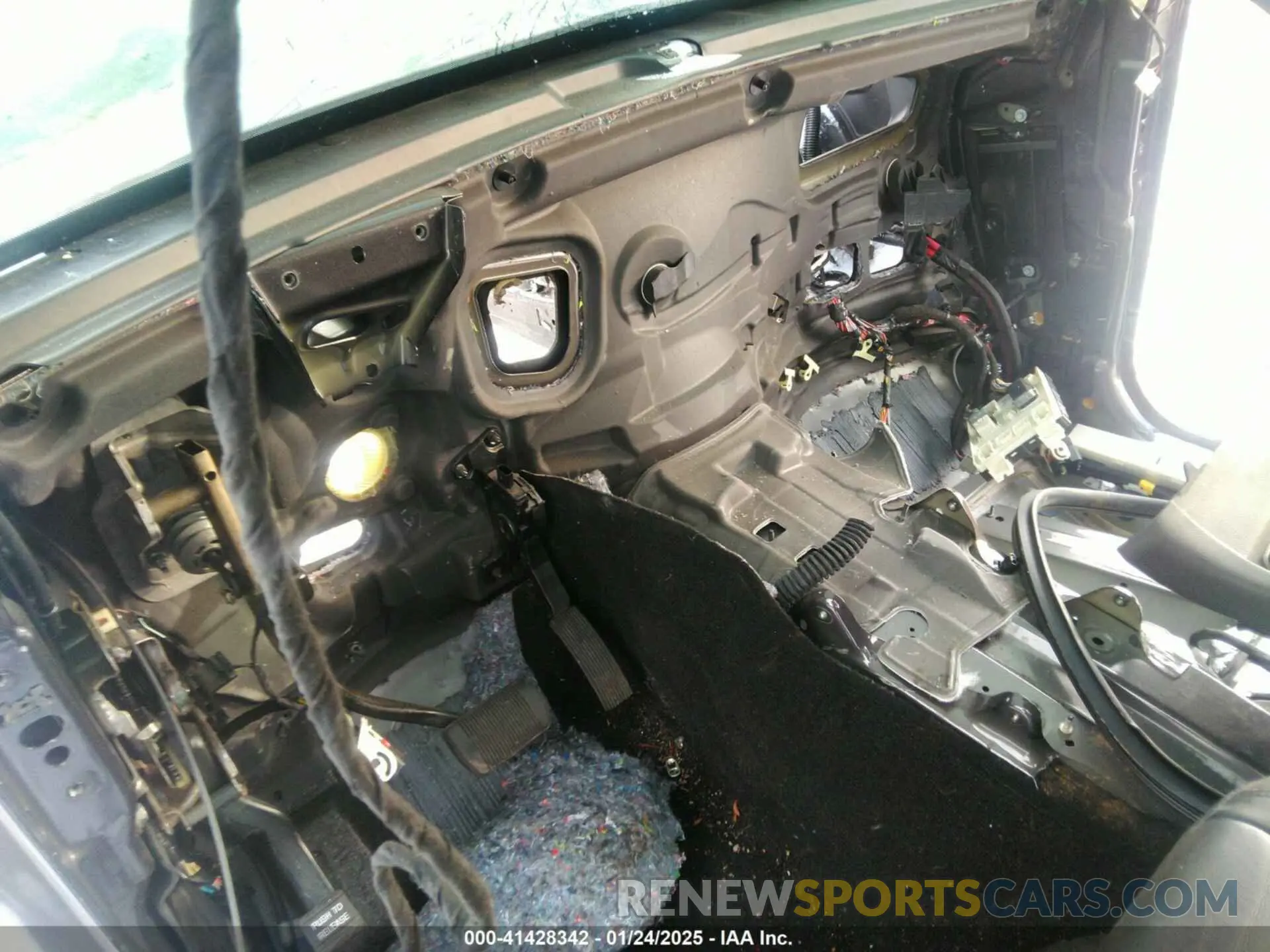 7 Photograph of a damaged car 1C4RDJDG3KC799007 DODGE DURANGO 2019