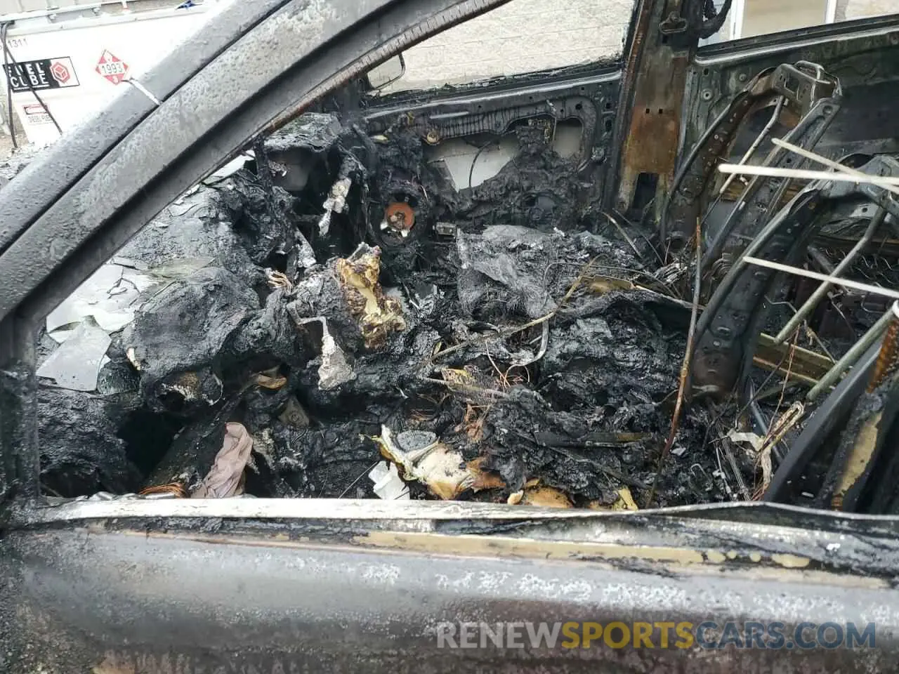 7 Photograph of a damaged car 1C4RDJDG5KC585961 DODGE DURANGO 2019