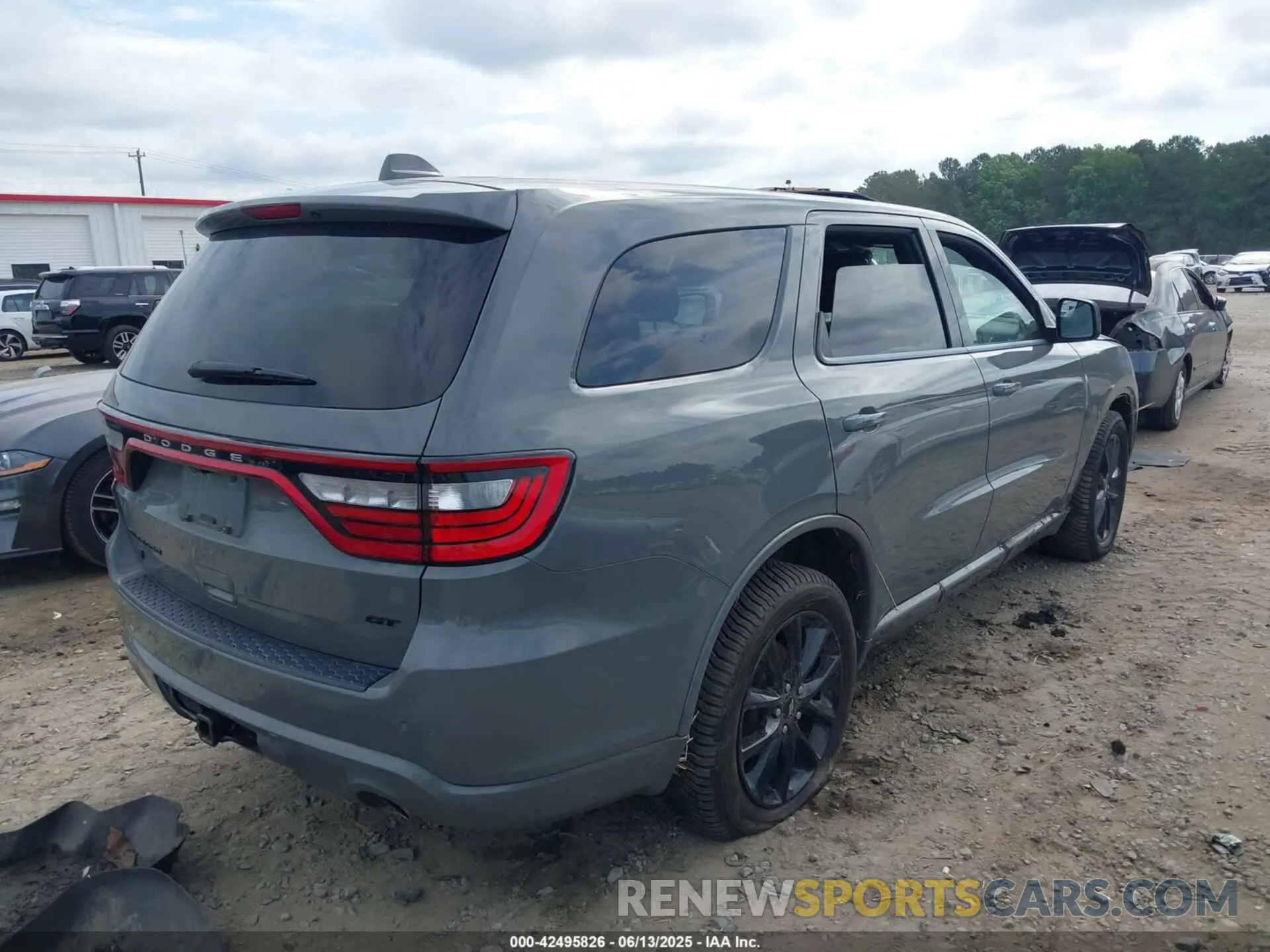 4 Photograph of a damaged car 1C4RDJDG5KC717956 DODGE DURANGO 2019