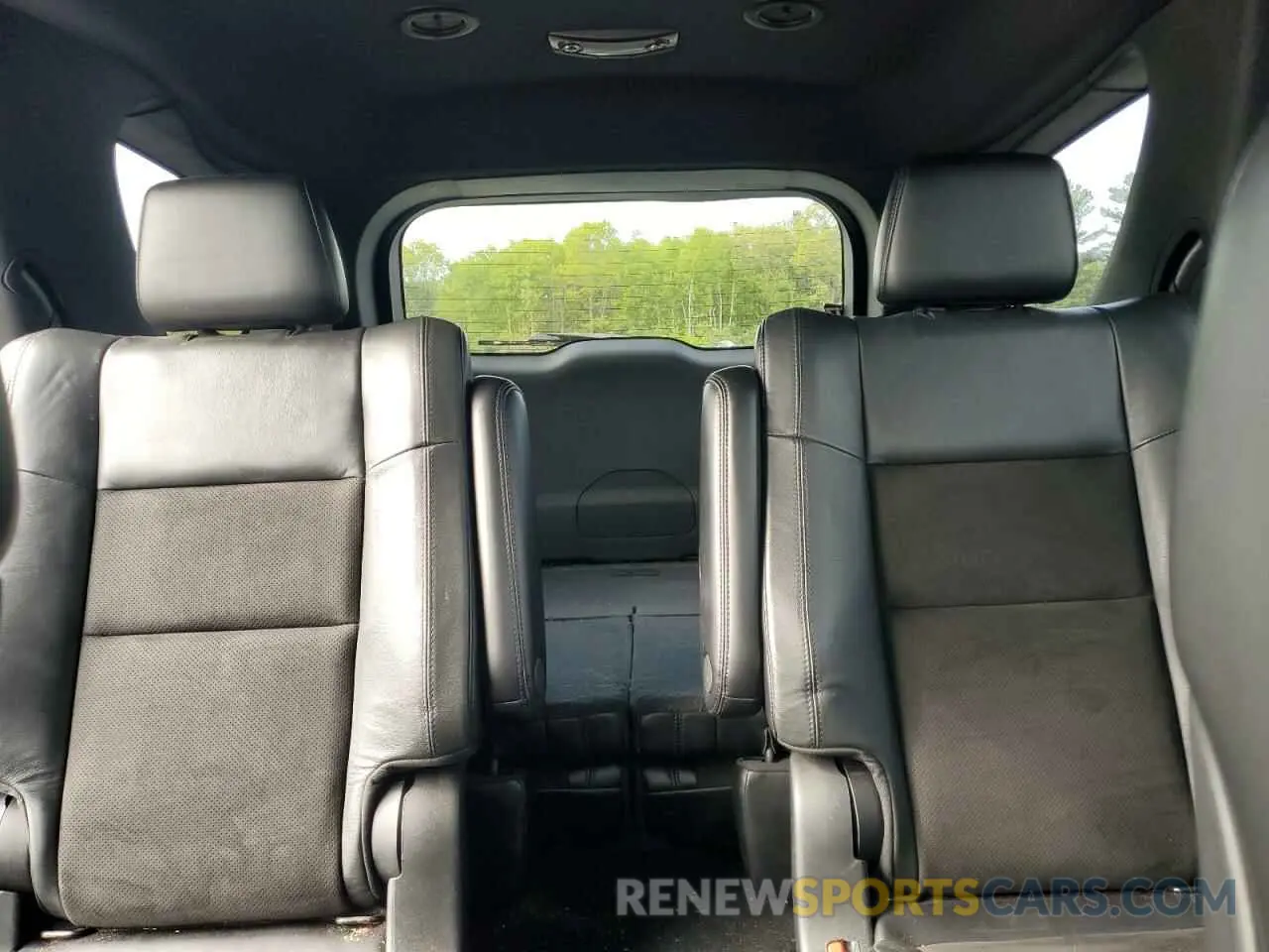 10 Photograph of a damaged car 1C4RDJDG5KC812002 DODGE DURANGO 2019