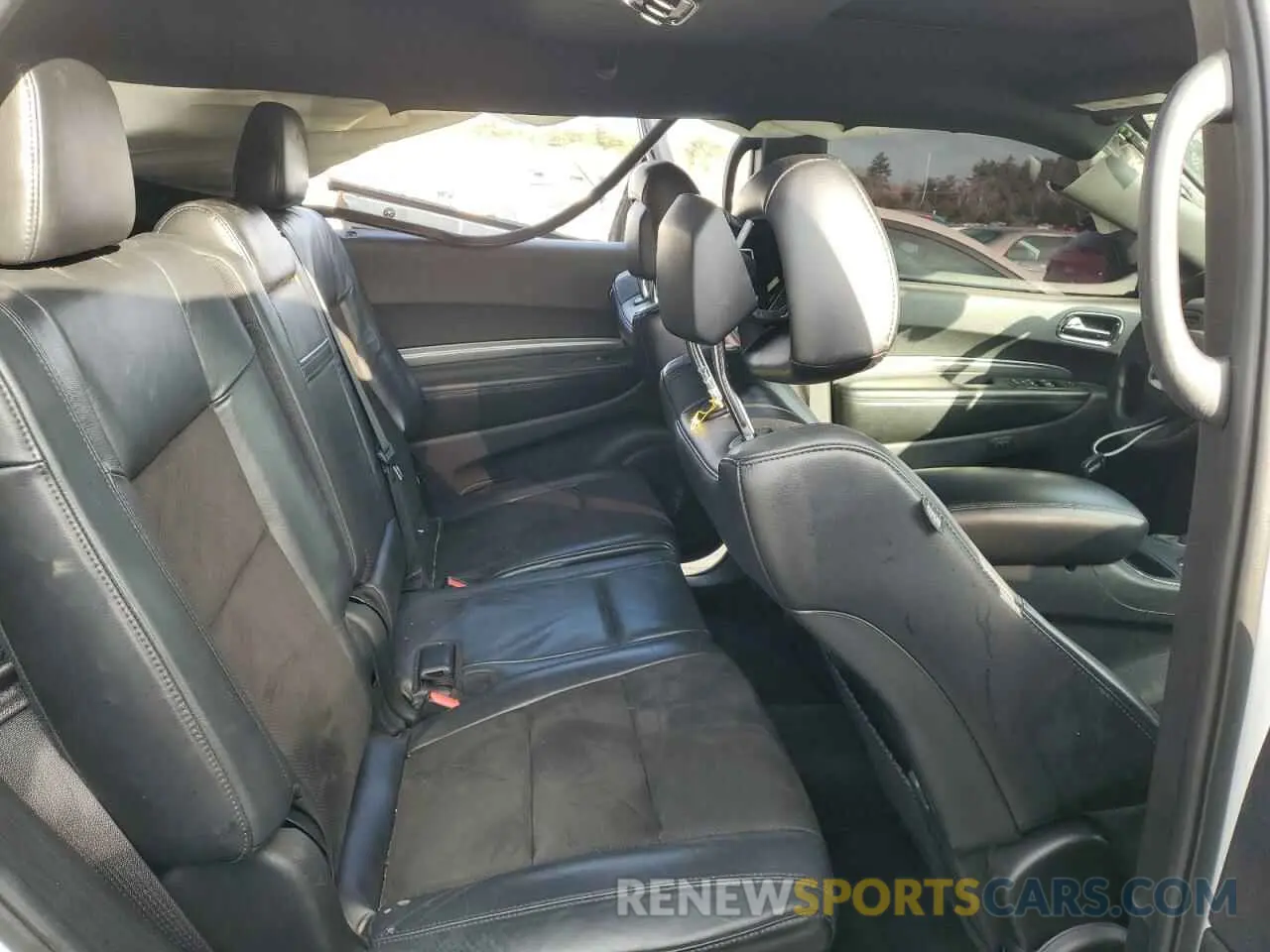 11 Photograph of a damaged car 1C4RDJDG6KC560163 DODGE DURANGO 2019