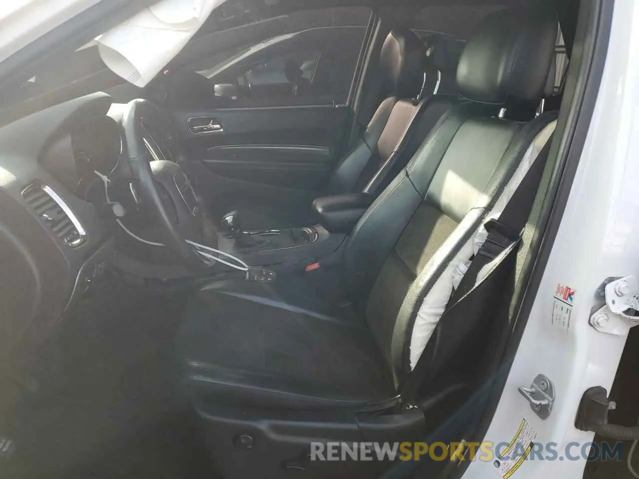7 Photograph of a damaged car 1C4RDJDG6KC560163 DODGE DURANGO 2019