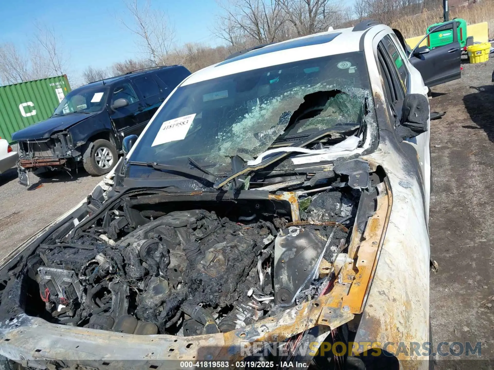 6 Photograph of a damaged car 1C4RDJDG6KC561006 DODGE DURANGO 2019