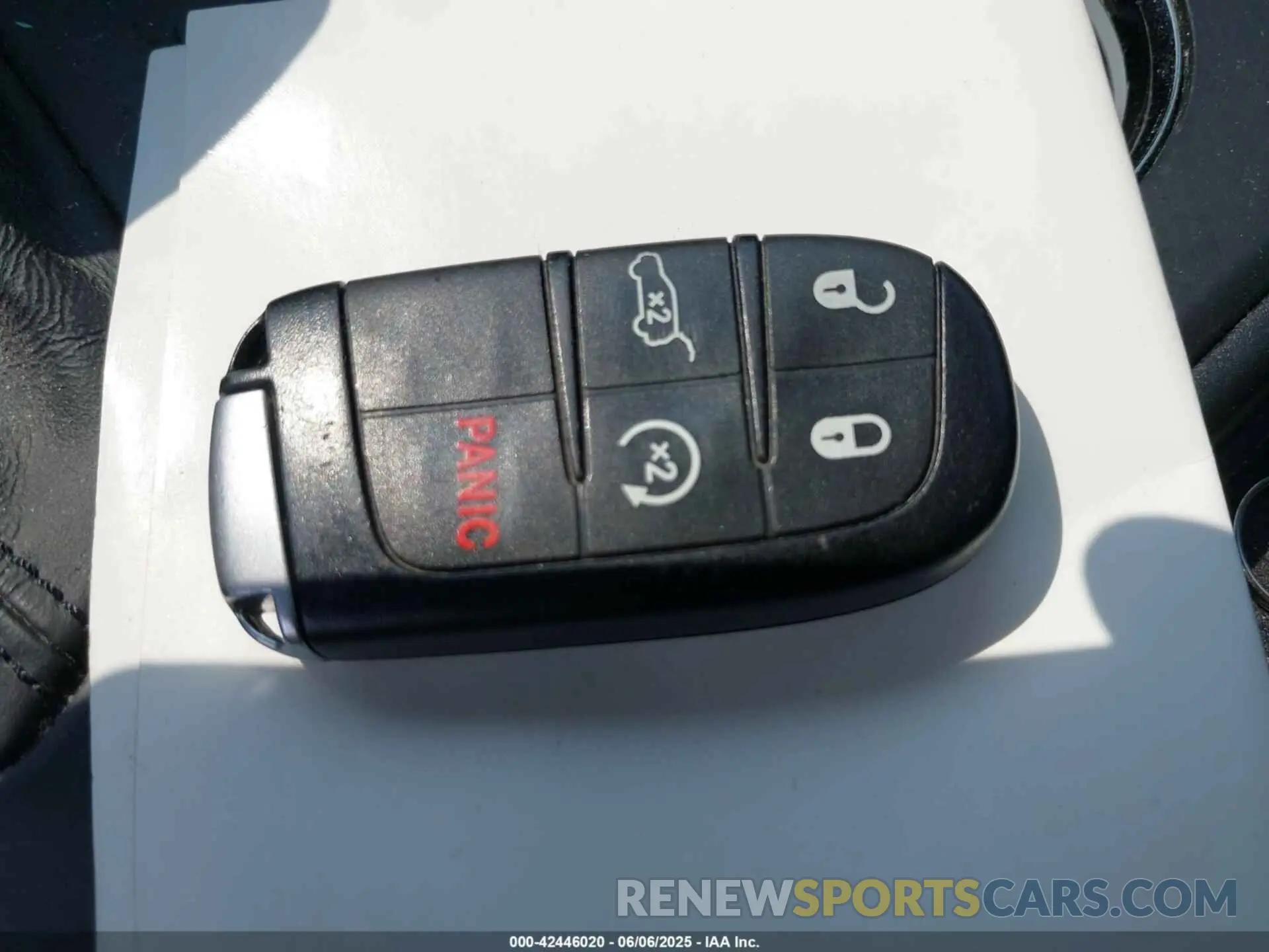 11 Photograph of a damaged car 1C4RDJDG6KC692596 DODGE DURANGO 2019