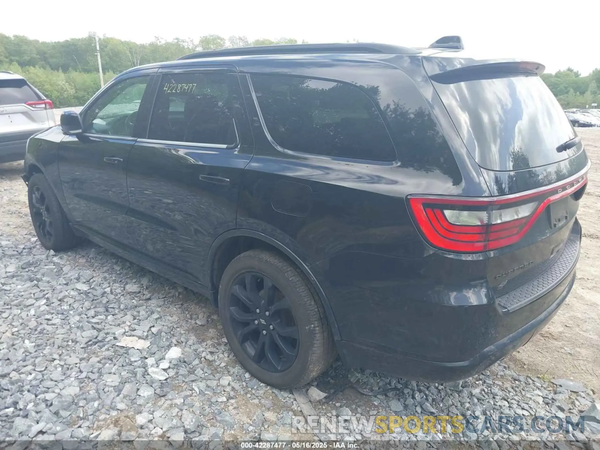 3 Photograph of a damaged car 1C4RDJDG6KC807035 DODGE DURANGO 2019