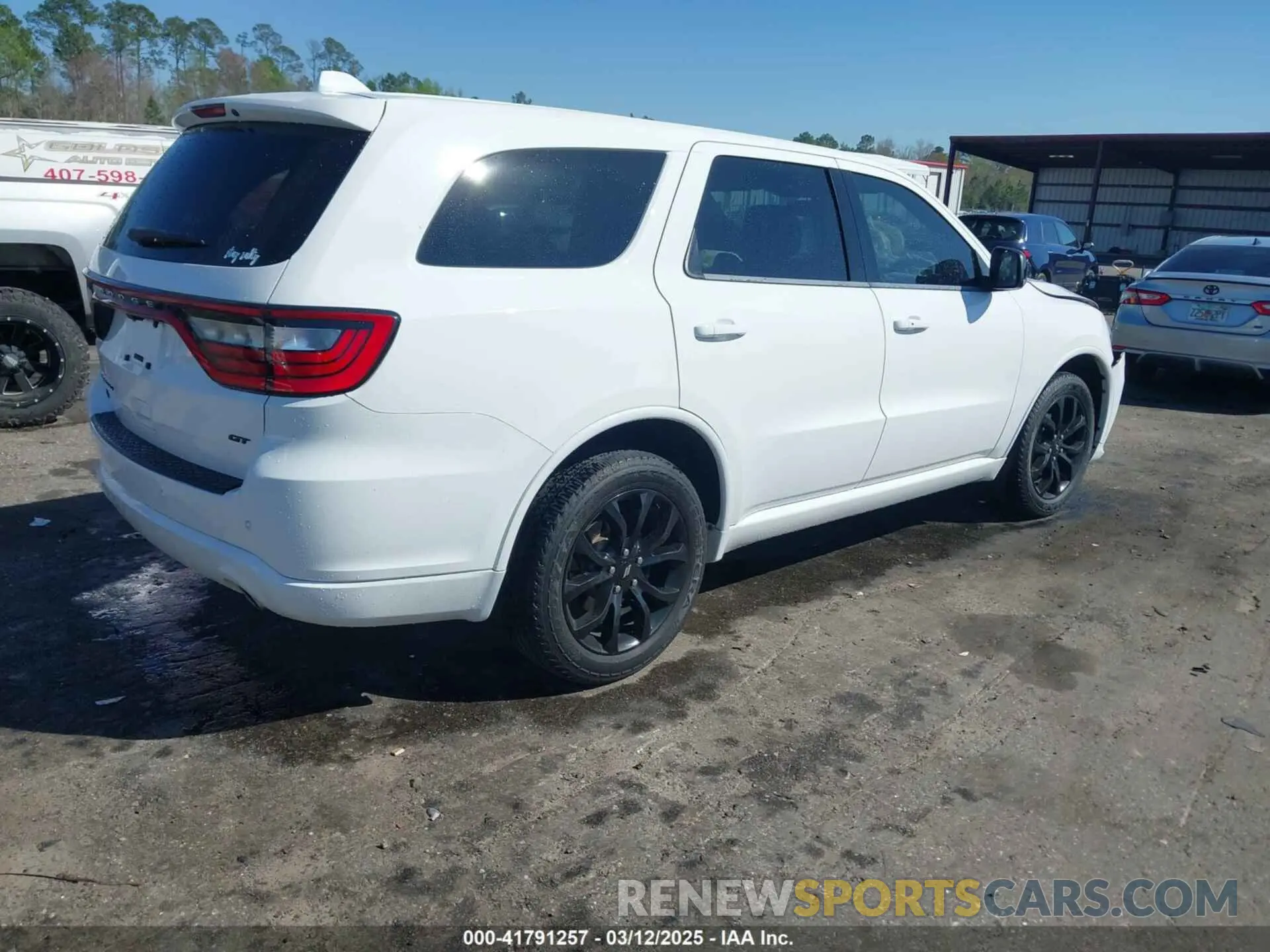 4 Photograph of a damaged car 1C4RDJDG7KC586237 DODGE DURANGO 2019