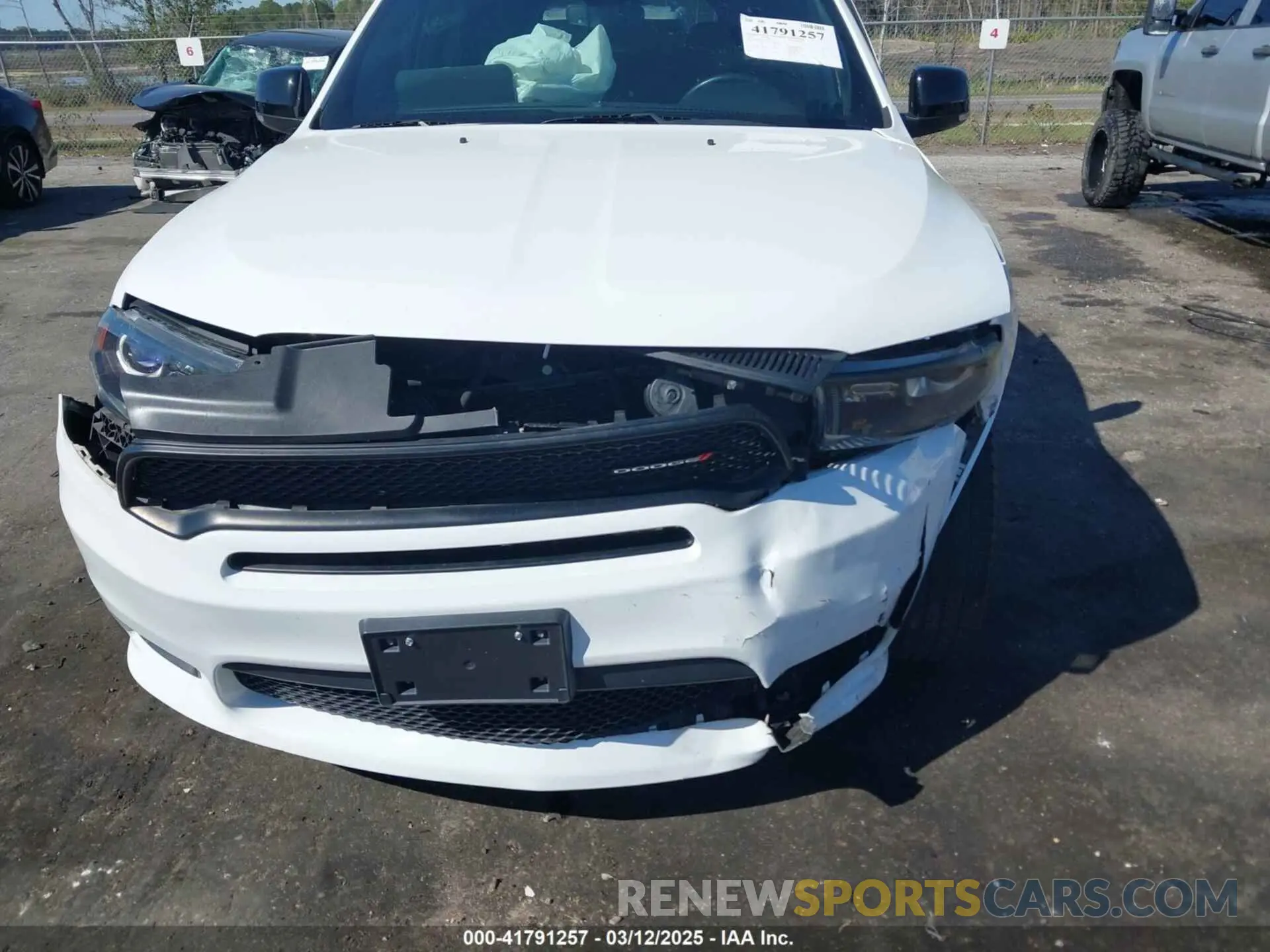 6 Photograph of a damaged car 1C4RDJDG7KC586237 DODGE DURANGO 2019