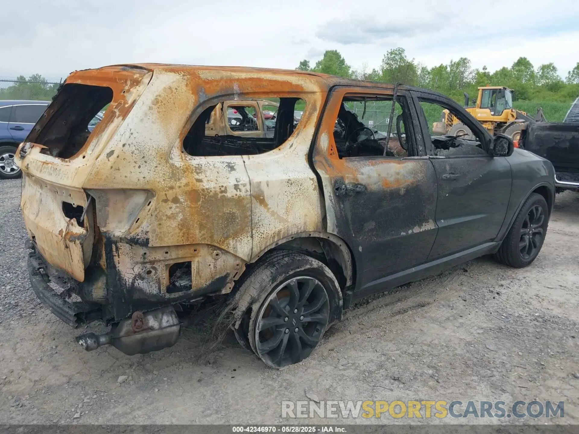 4 Photograph of a damaged car 1C4RDJDG7KC692641 DODGE DURANGO 2019