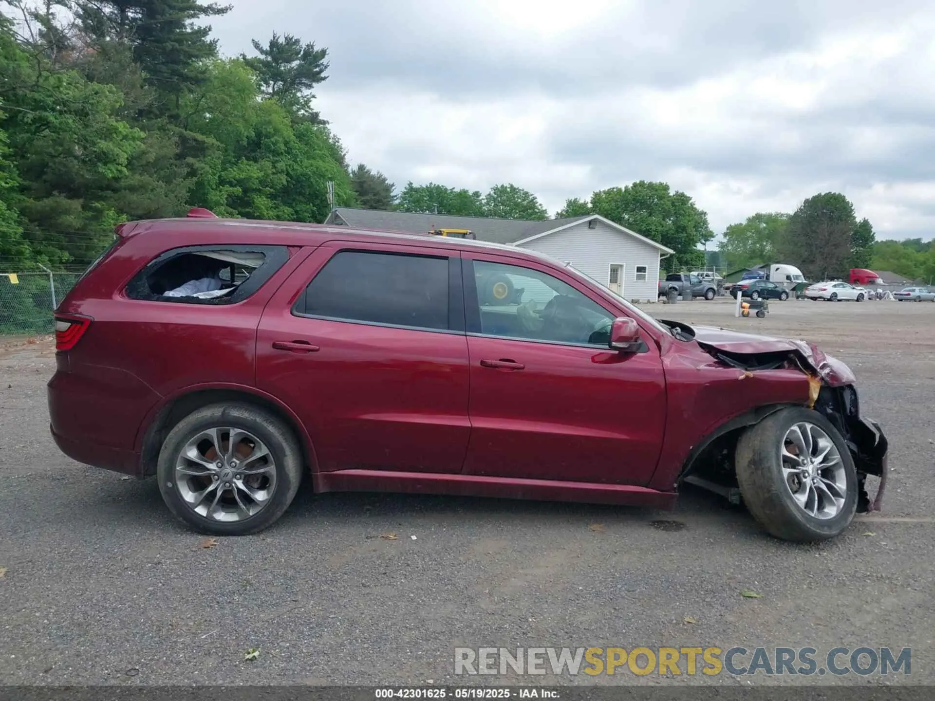 13 Photograph of a damaged car 1C4RDJDG7KC770349 DODGE DURANGO 2019