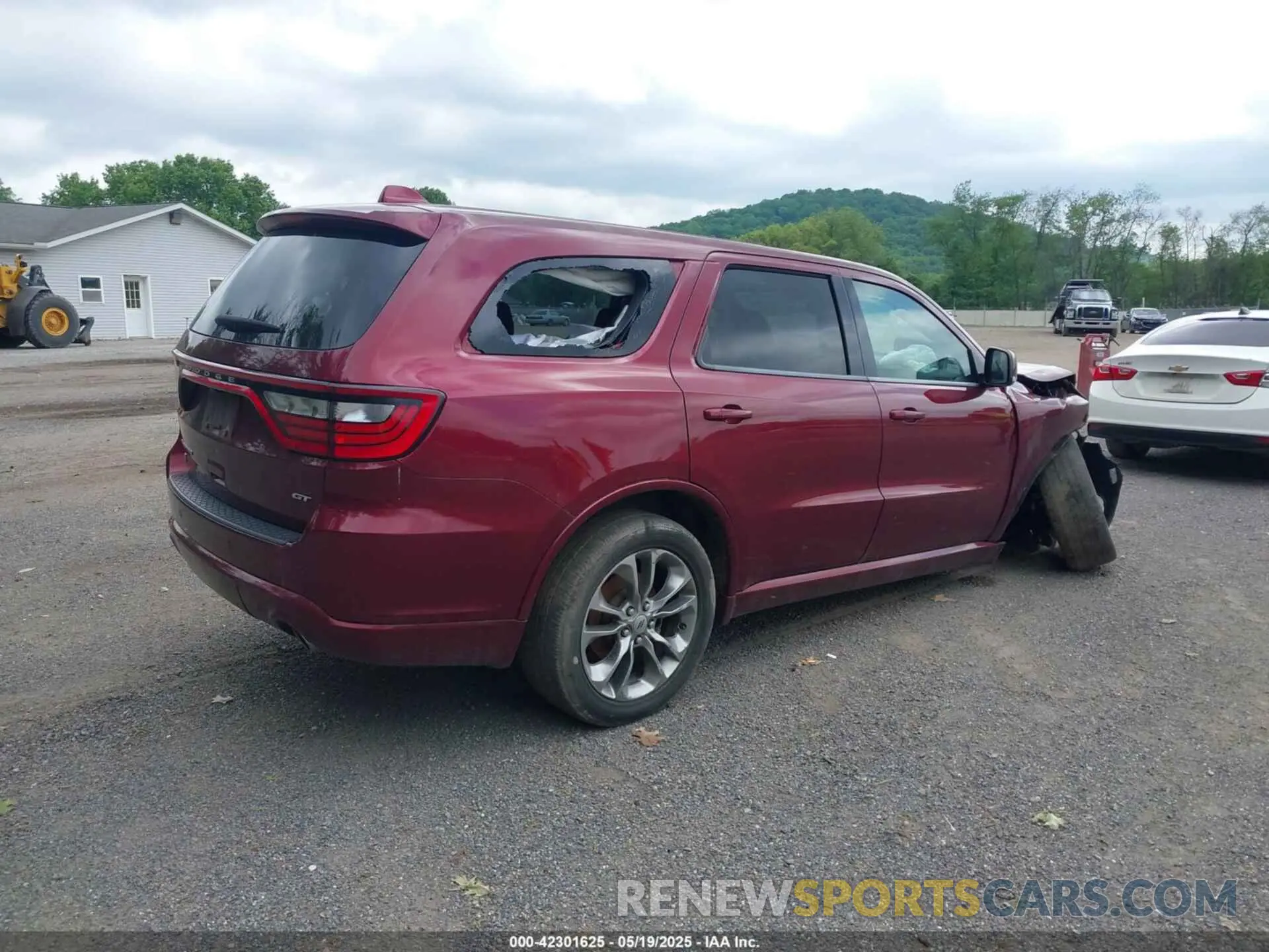 4 Photograph of a damaged car 1C4RDJDG7KC770349 DODGE DURANGO 2019