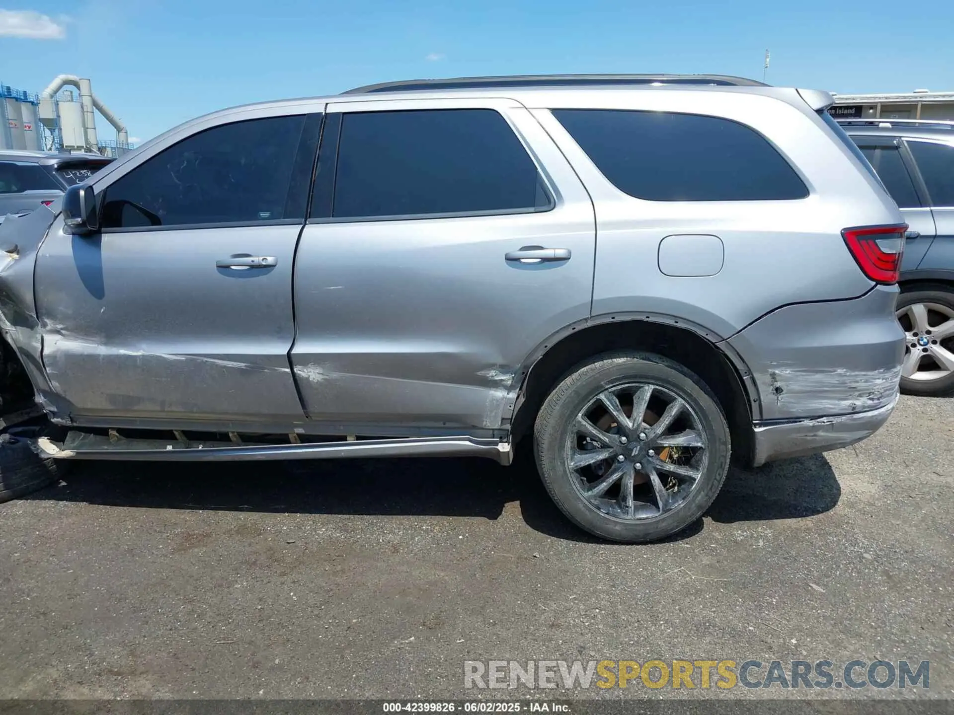 16 Photograph of a damaged car 1C4RDJDG9KC664453 DODGE DURANGO 2019