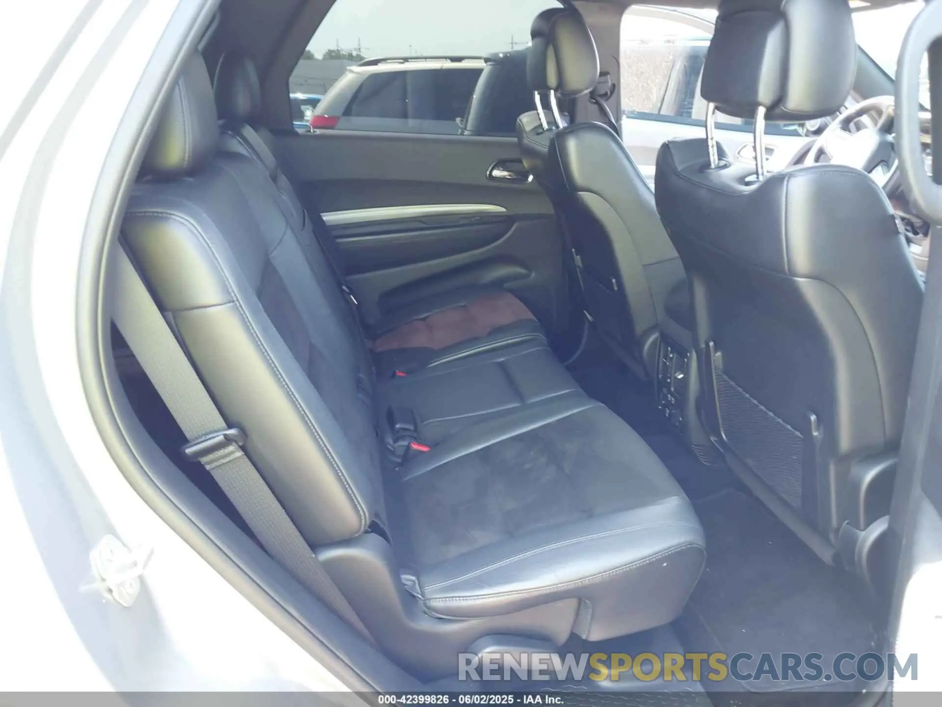 8 Photograph of a damaged car 1C4RDJDG9KC664453 DODGE DURANGO 2019