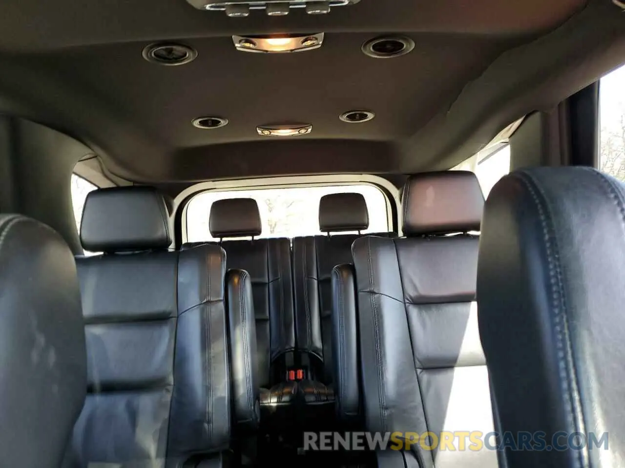 10 Photograph of a damaged car 1C4RDJDG9KC754878 DODGE DURANGO 2019