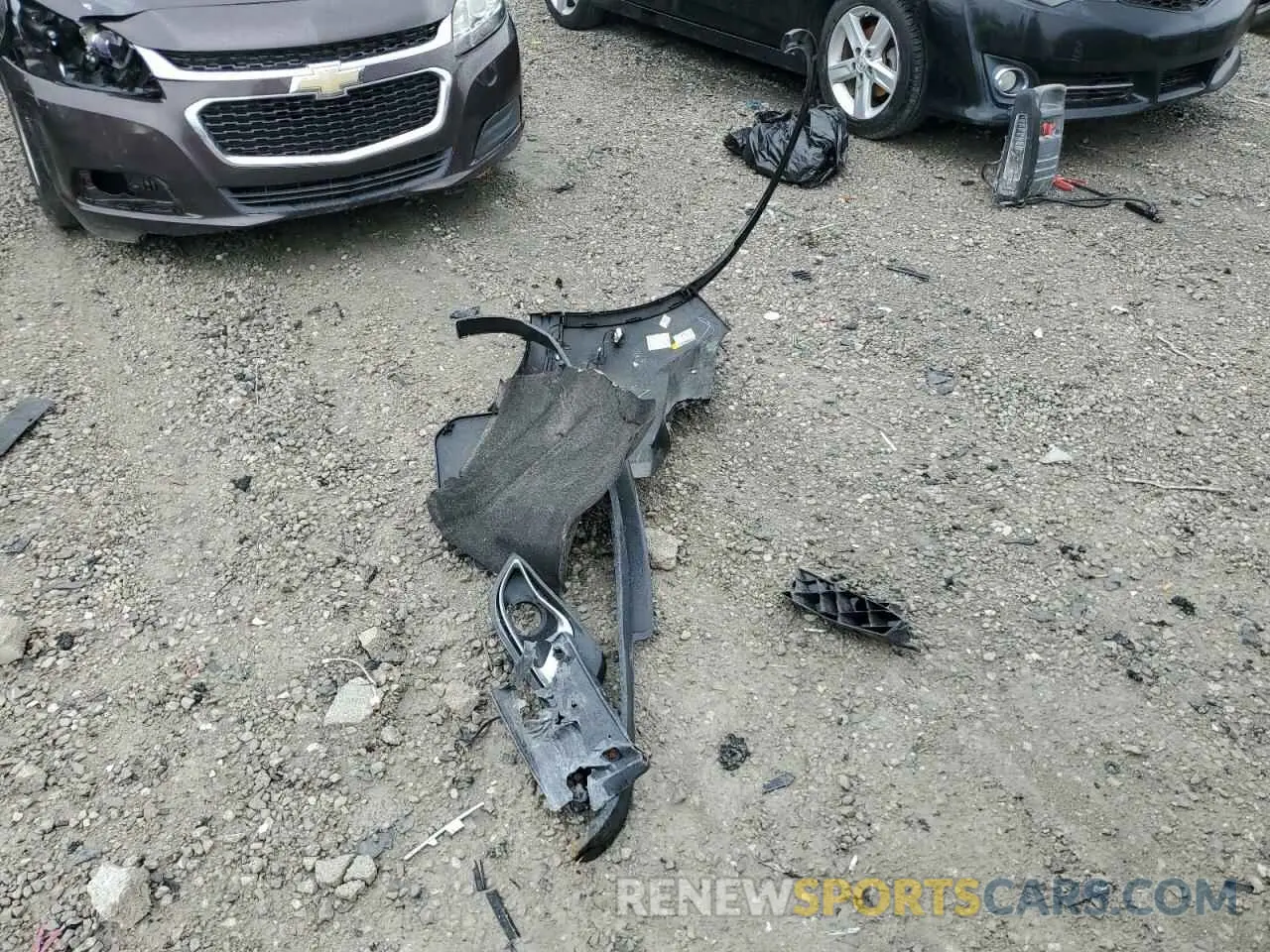 13 Photograph of a damaged car 1C4RDJEG7KC798585 DODGE DURANGO 2019