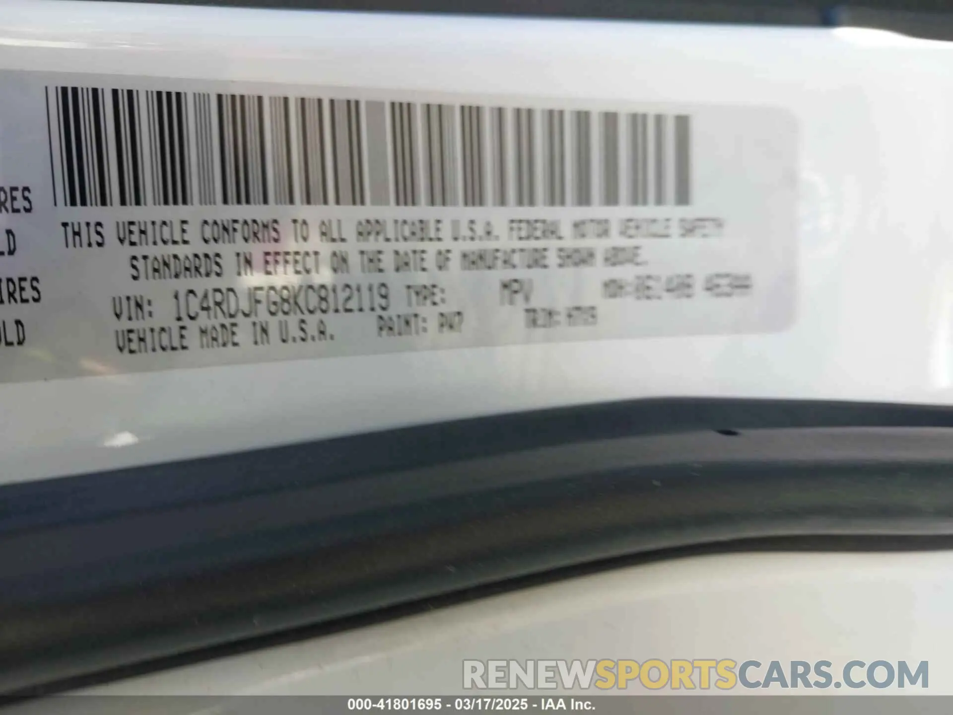 9 Photograph of a damaged car 1C4RDJFG8KC812119 DODGE DURANGO 2019
