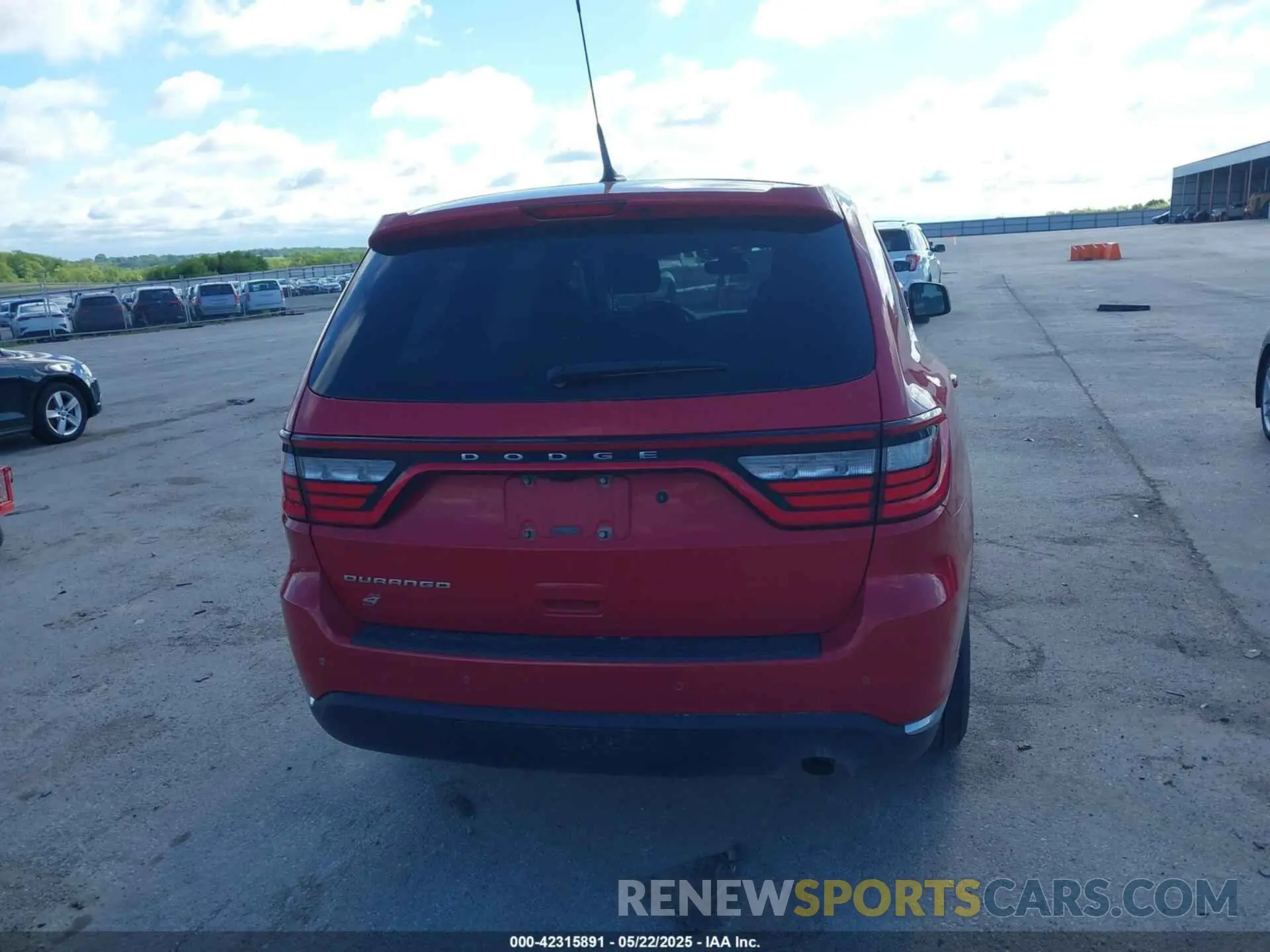 16 Photograph of a damaged car 1C4RDJFGXKC711325 DODGE DURANGO 2019