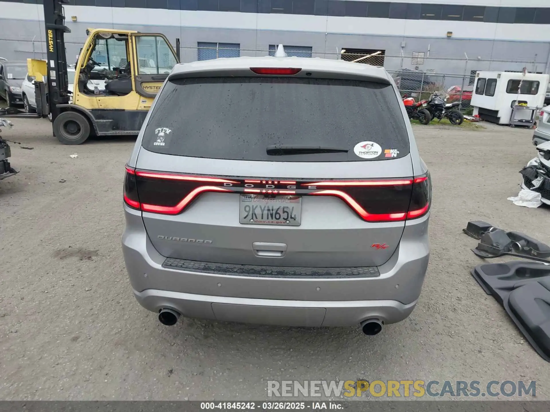 17 Photograph of a damaged car 1C4SDHCT9KC650562 DODGE DURANGO 2019