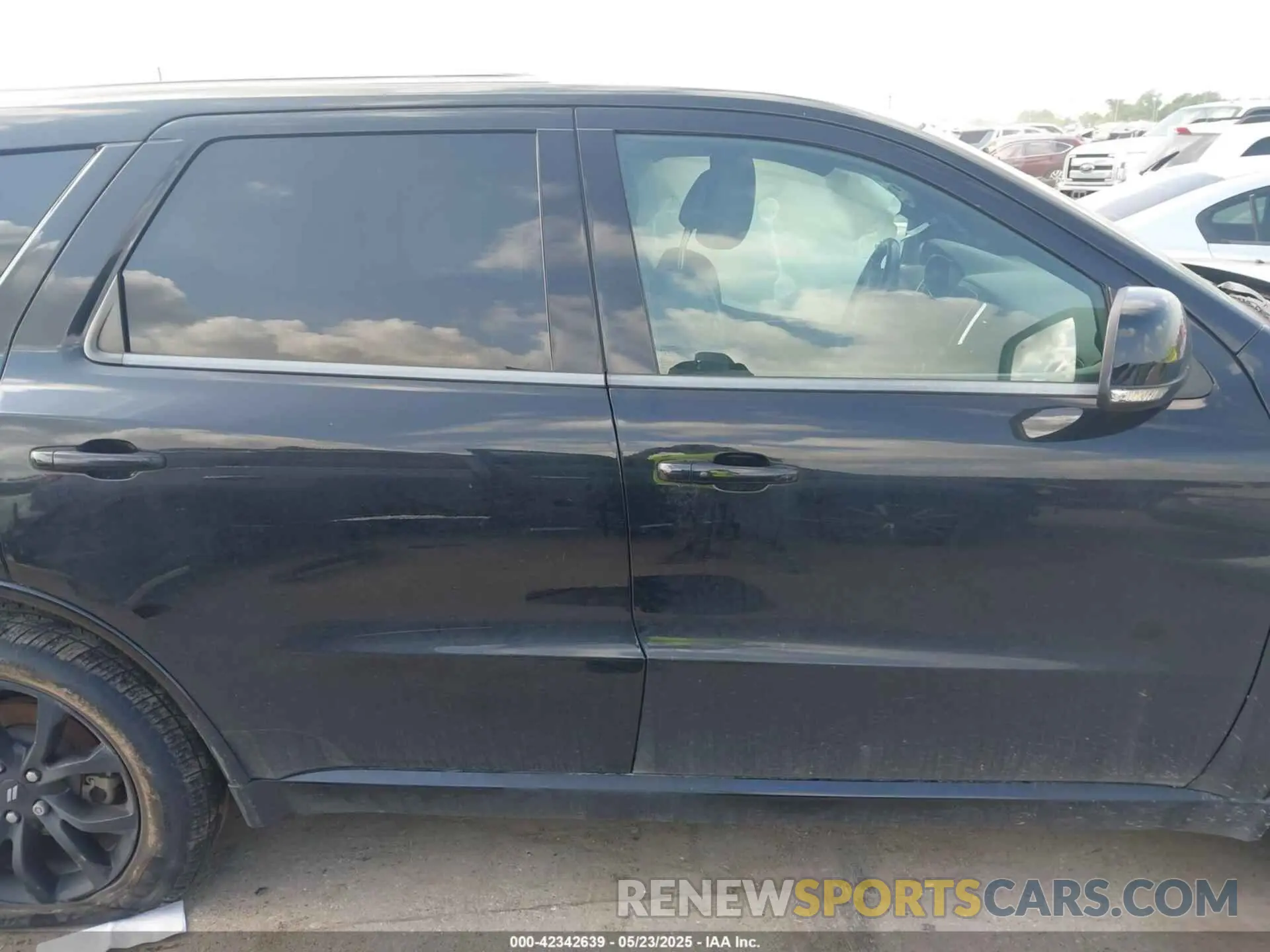 12 Photograph of a damaged car 1C4SDHCTXKC852763 DODGE DURANGO 2019